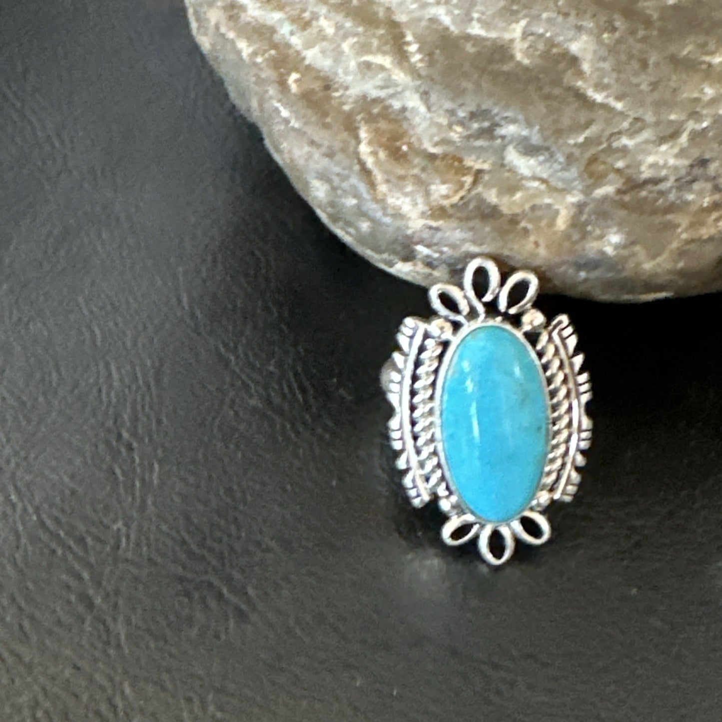 Yazzie Handmade Navajo Sterling Silver  Blue Kingman Turquoise Ring Size 7 19624