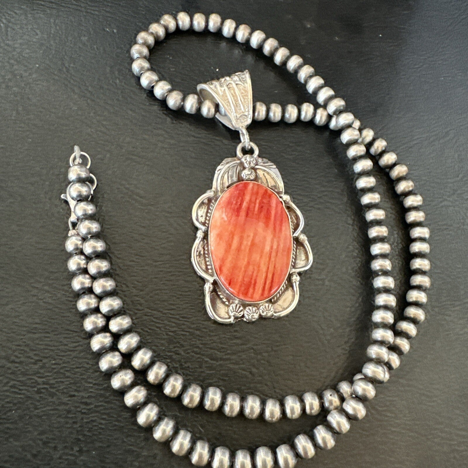 WoMens Red Spiny Oyster Pendant Navajo Sterling Silver Necklace 18366