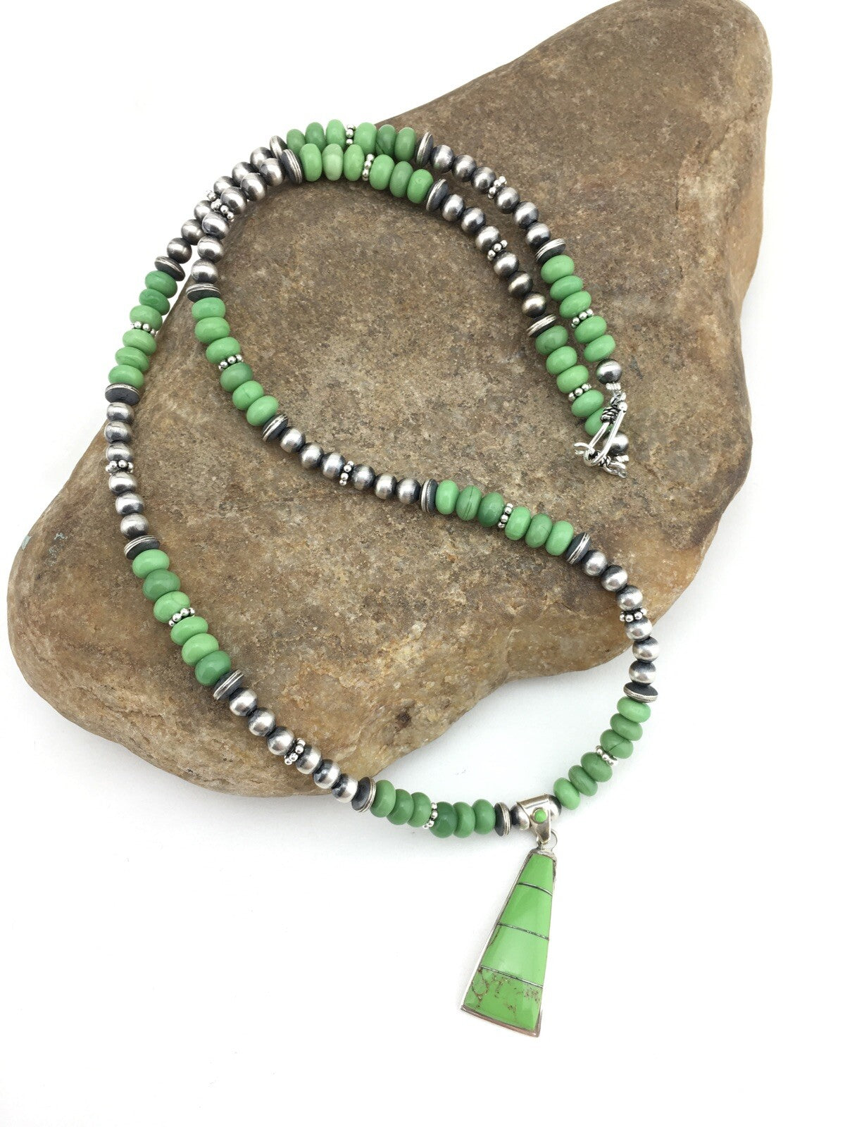 Green Gaspeite Pendant Navajo Pearls Sterling Silver Necklace 22" 01285