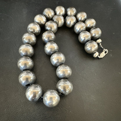 XL Round 18mm Sterling Silver Navajo Pearls 17” Single Strand Necklace 91817