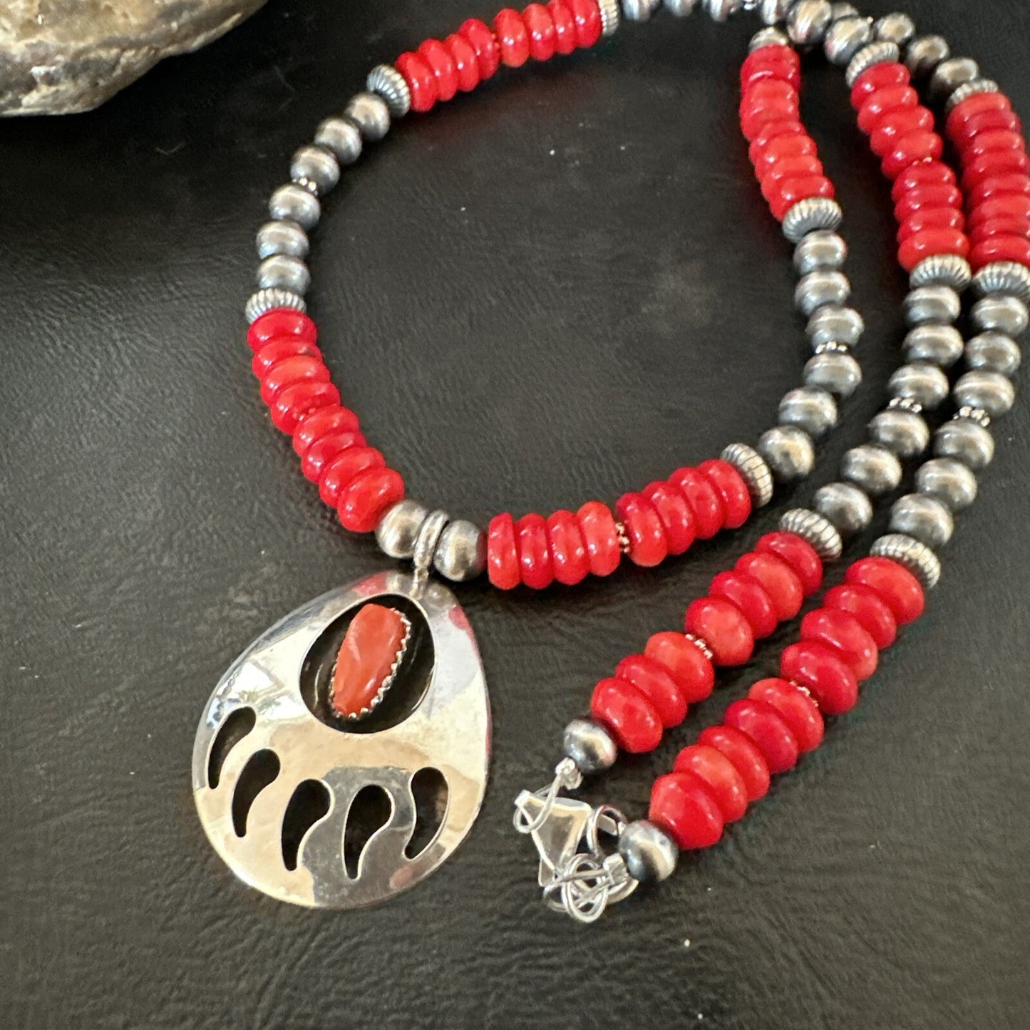 Mens Red Coral BearPaw Pendant Navajo Pearls Sterling Silver Necklace 17883