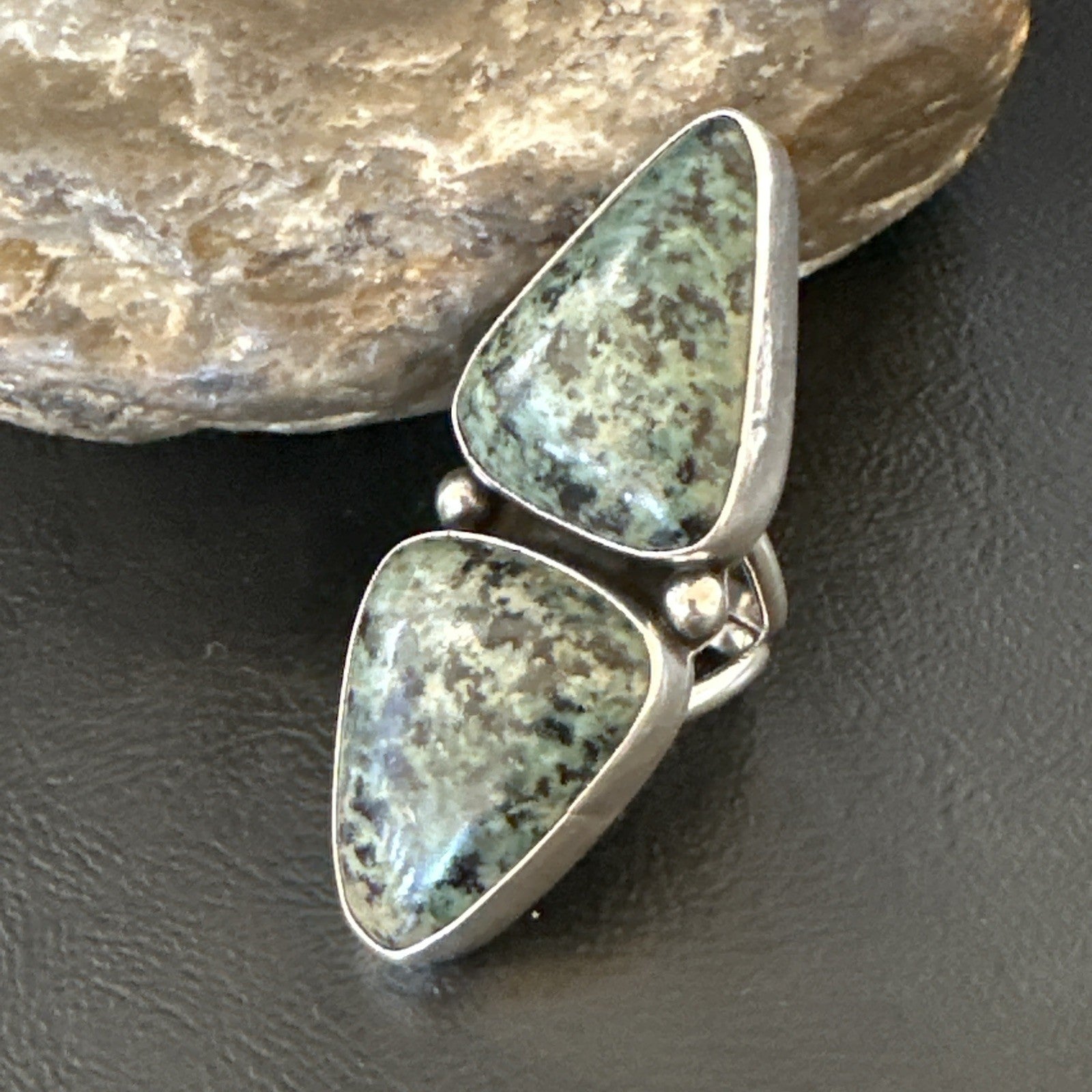 H Joe Womens Navajo Sterling Silver Green Turquoise Ring 2 Stone Size 7 19359