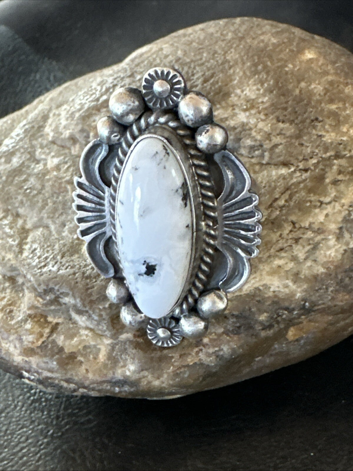 Womens White Buffalo Turquoise Navajo Sterling Silver Ring Size 7 18625