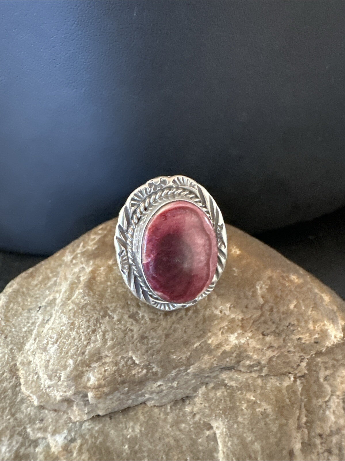Womens Purple Spiny Oyster Navajo Sterling Silver Ring Size 8 18584