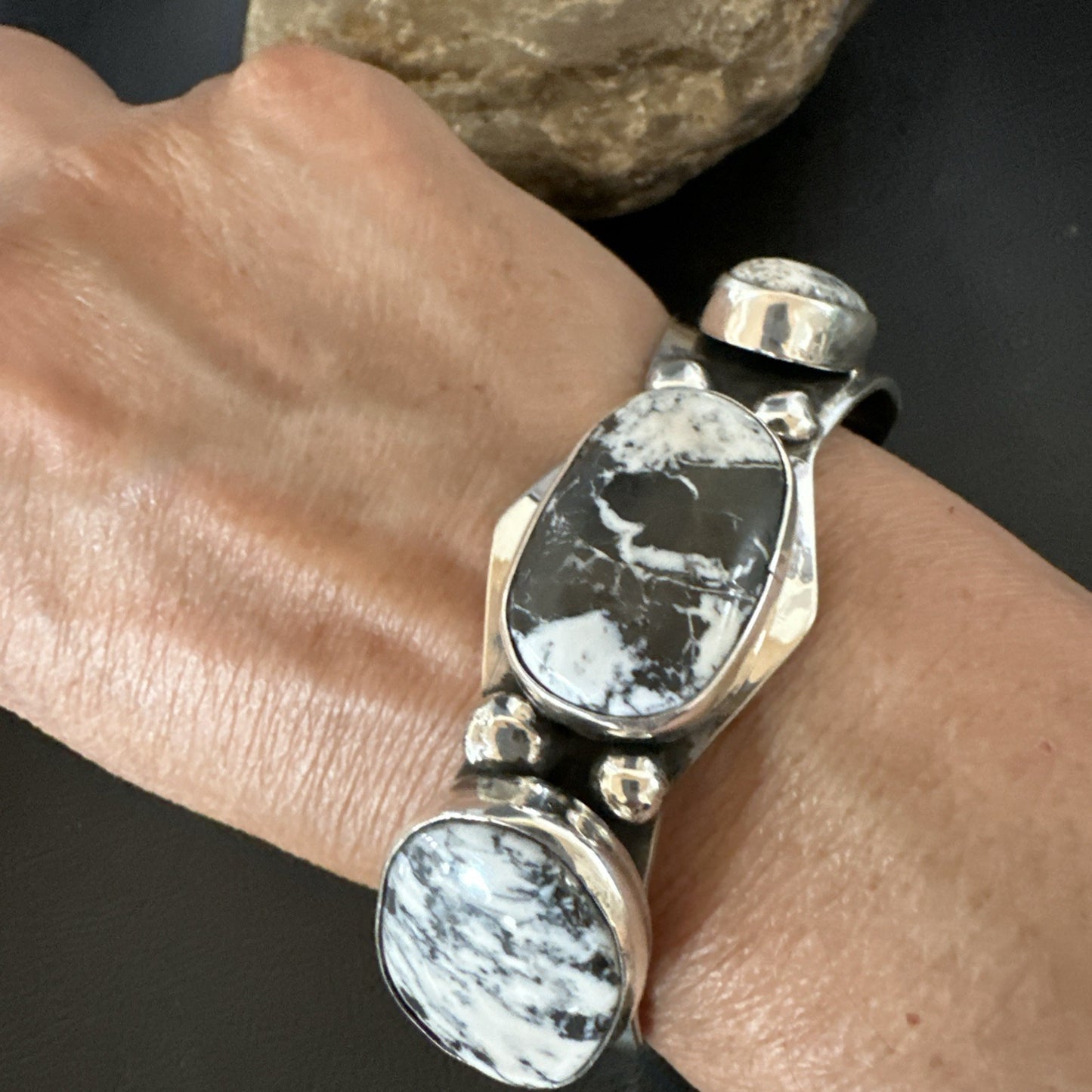 Mens WoMens White Buffalo Turquoise Navajo Sterling Silver Cuff Bracelet 19503