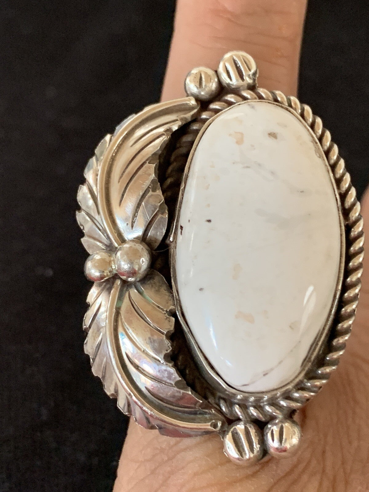 White Buffalo Turquoise Navajo Sterling Silver Ring Size 9.5 00143