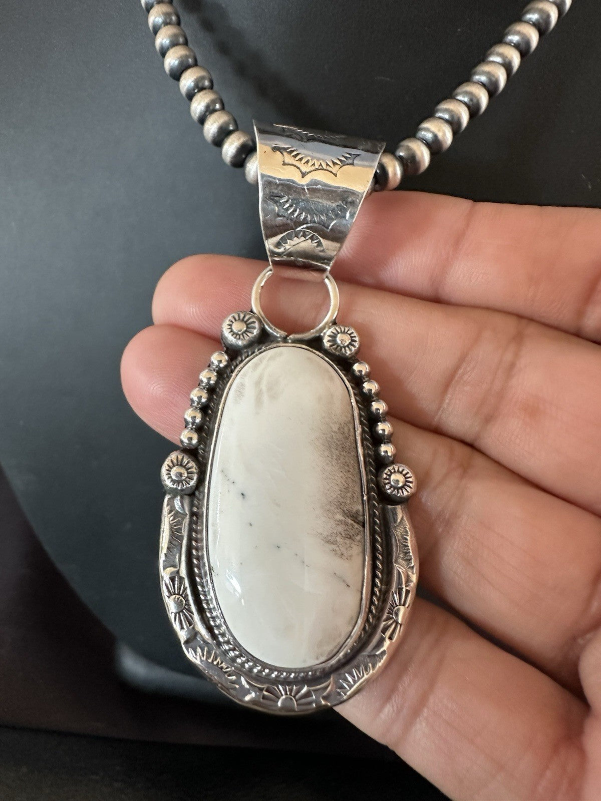 White Buffalo Turquoise Pendant Navajo Pearls Sterling Silver Necklace 19374
