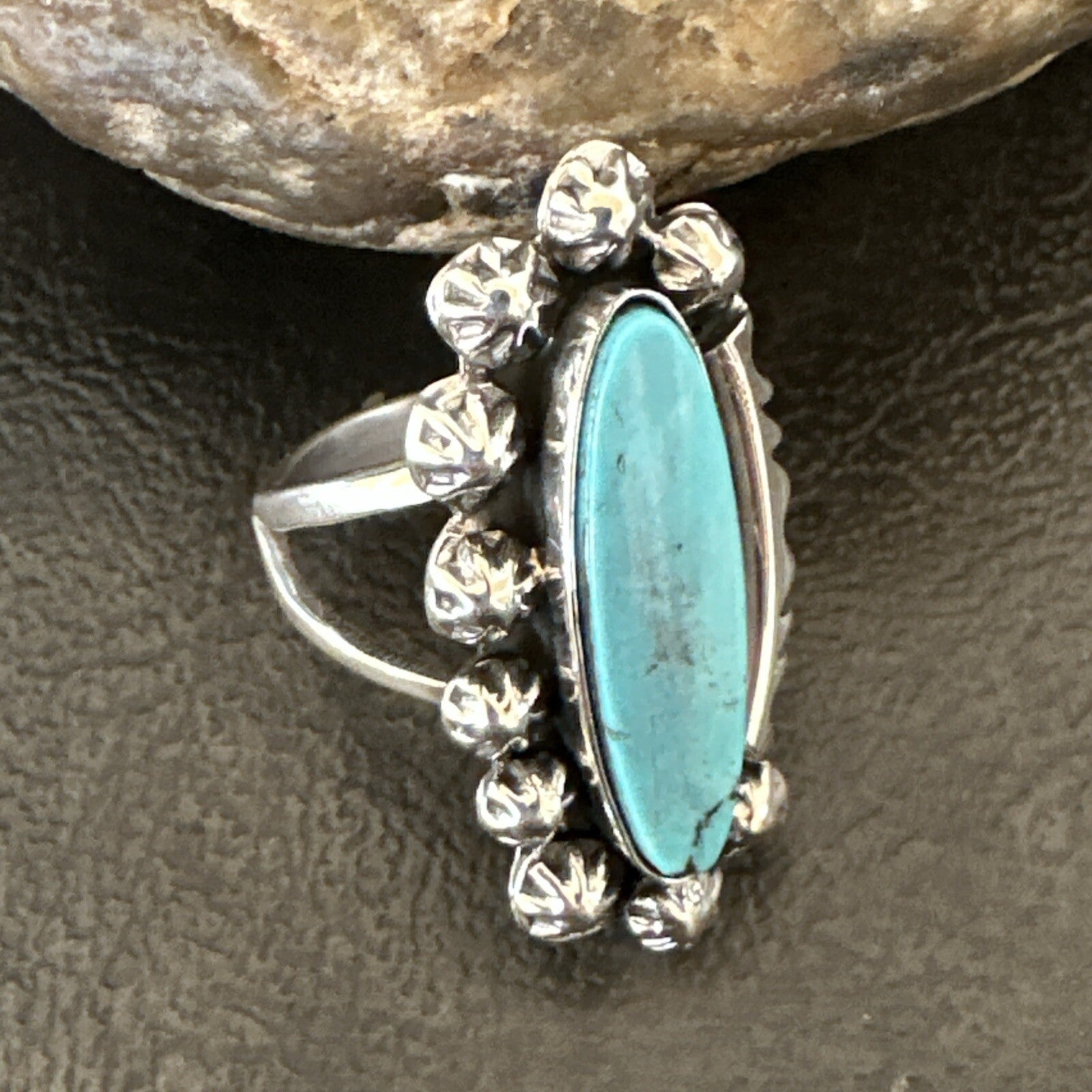 Blue Kingman Turquoise Native American Navajo Sterling Silver Ring Size 8 18634