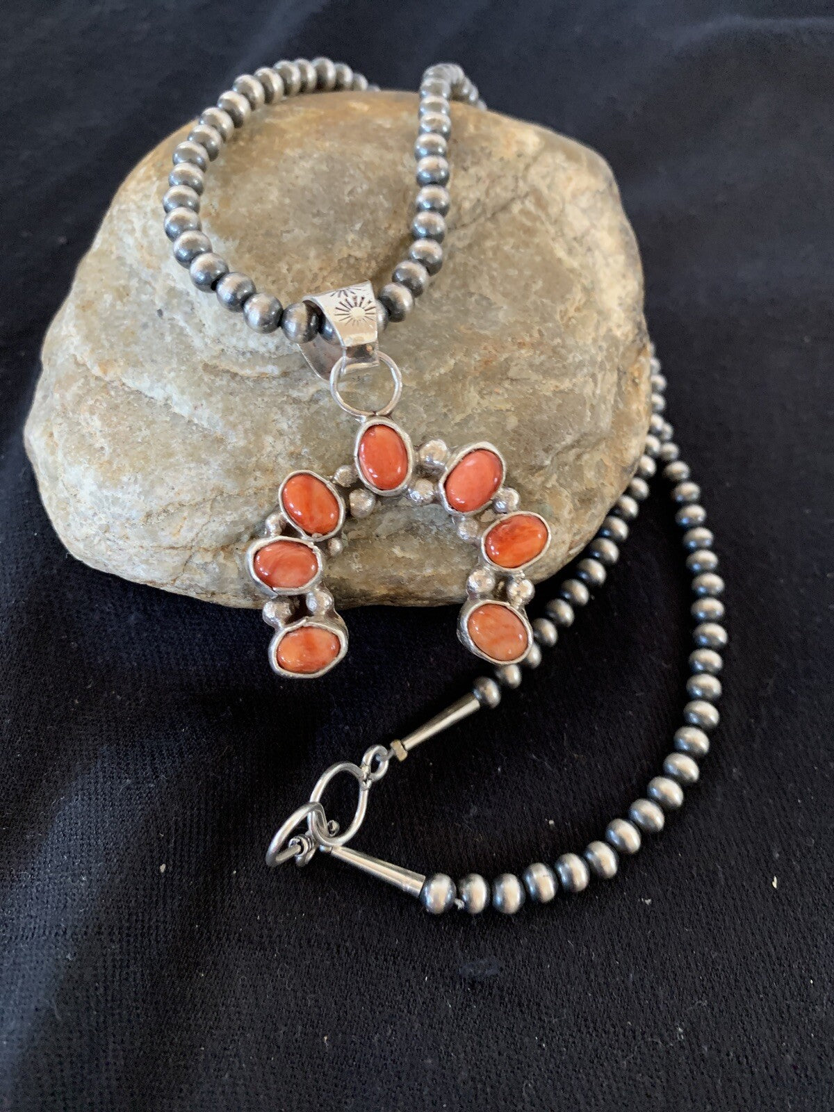 Red Spiny Oyster Naja Pendant Navajo Pearls Sterling Silver Necklace 00326