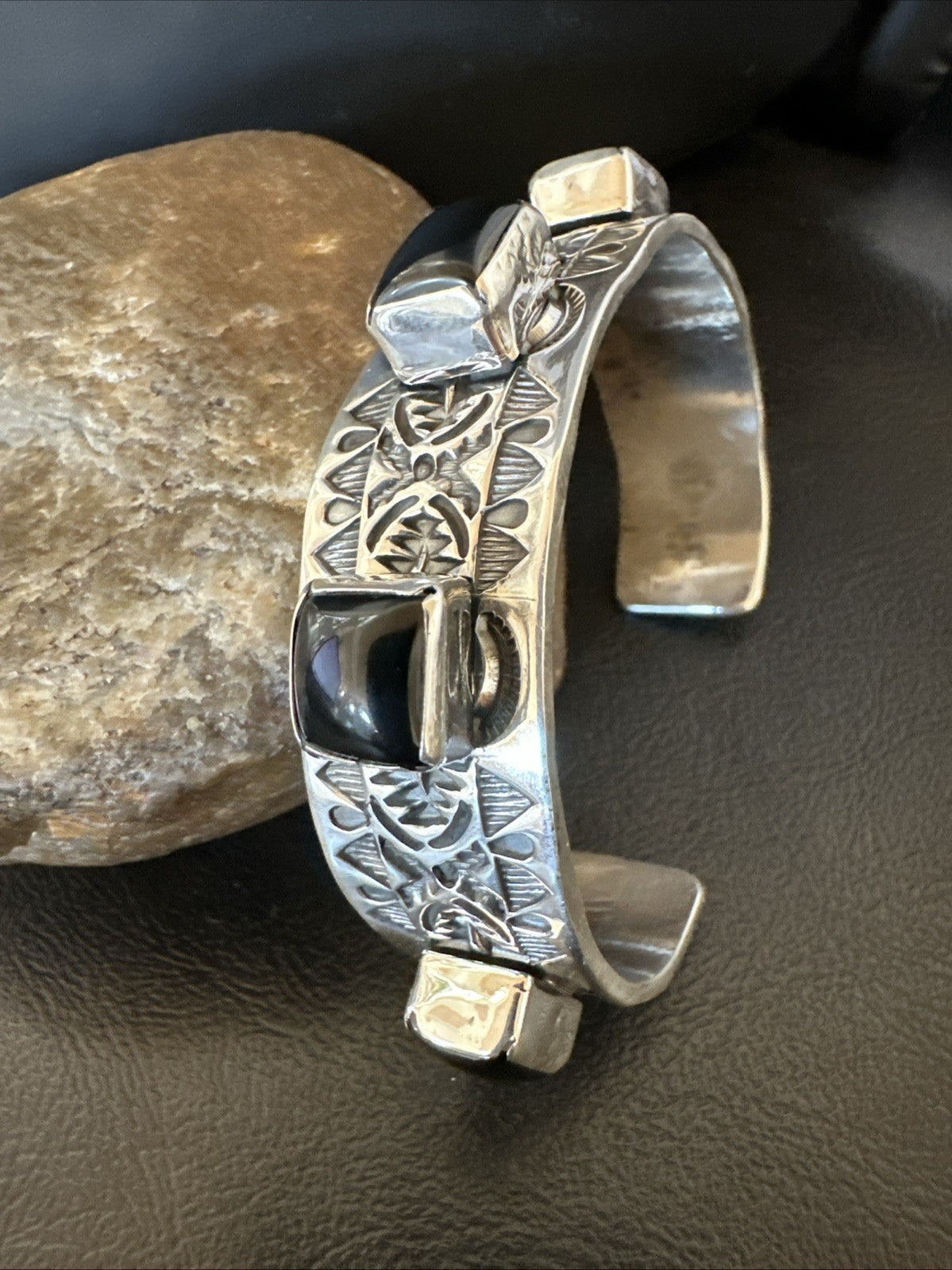 Mens Womens Navajo Sterling Silver Black Onyx Cluster Cuff Bracelet 7.75" 19431