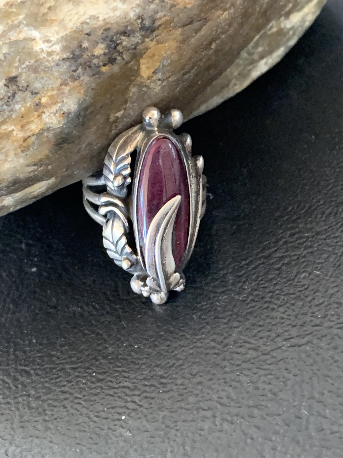 Womens Purple Spiny Oyster Navajo Sterling Silver Ring Size 5.5 03478