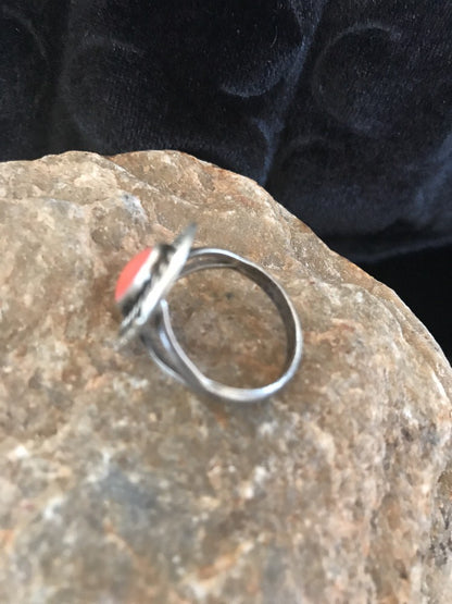 Red Coral Navajo Sterling Silver Old Pawn Ring Size 6 03485