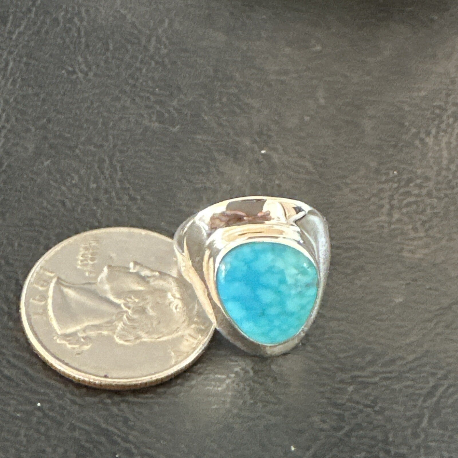 Southwestern Sterling Silver Blue Kingman Turquoise Ring Size 6 18533
