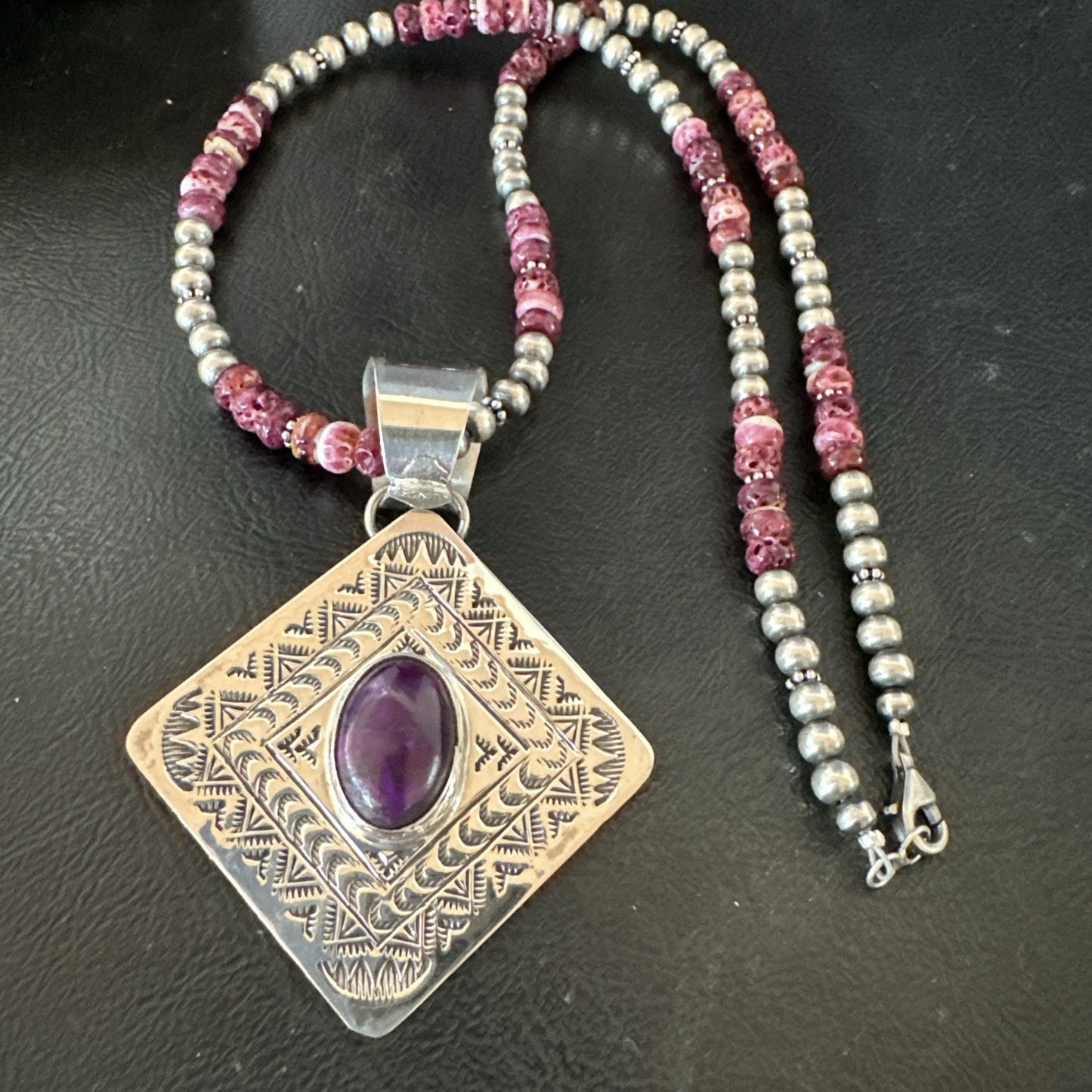 H Joe Purple Spiny Oyster Pendant Navajo Sterling Silver Necklace 19483