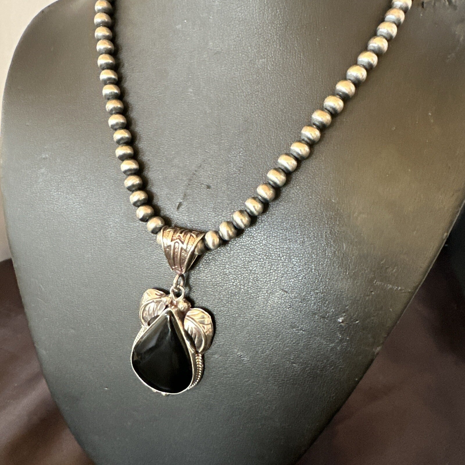 Mens Womens Black Onyx Pendant Navajo Sterling Silver Beads Necklace 18351
