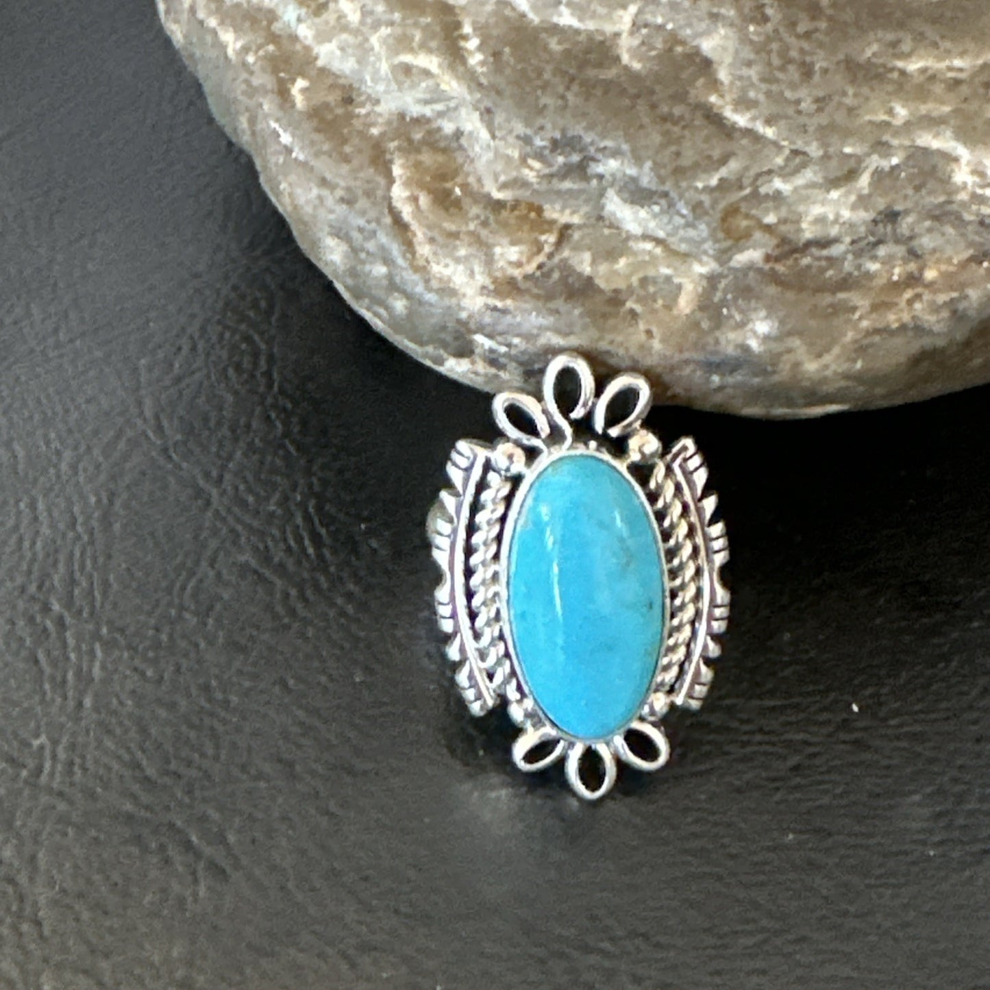 Yazzie Handmade Navajo Sterling Silver  Blue Kingman Turquoise Ring Size 7 19624