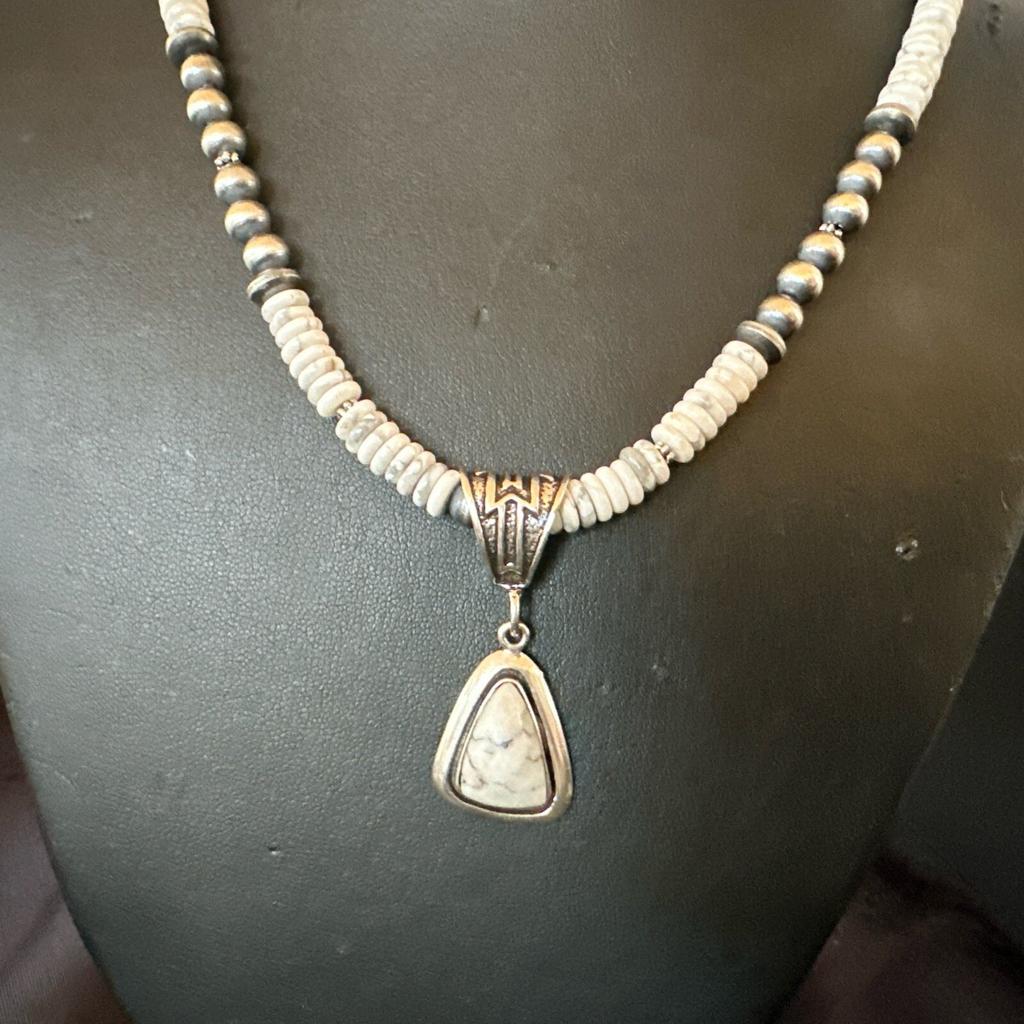 White Buffalo Turquoise Pendant Navajo Pearls Sterling Silver Necklace 22" 18260