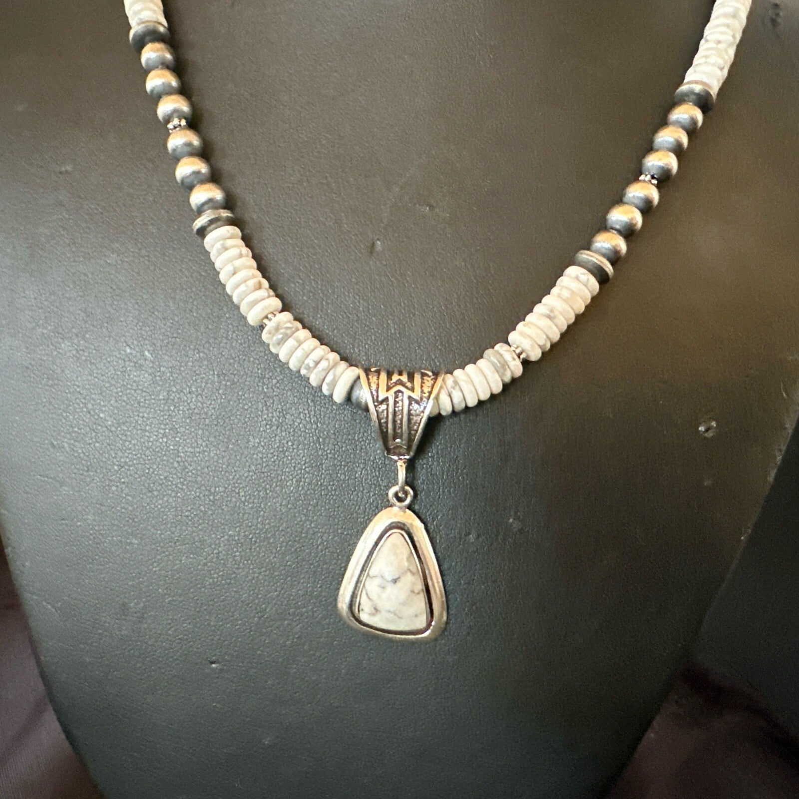 White Buffalo Turquoise Pendant Navajo Pearls Sterling Silver Necklace 22" 18260