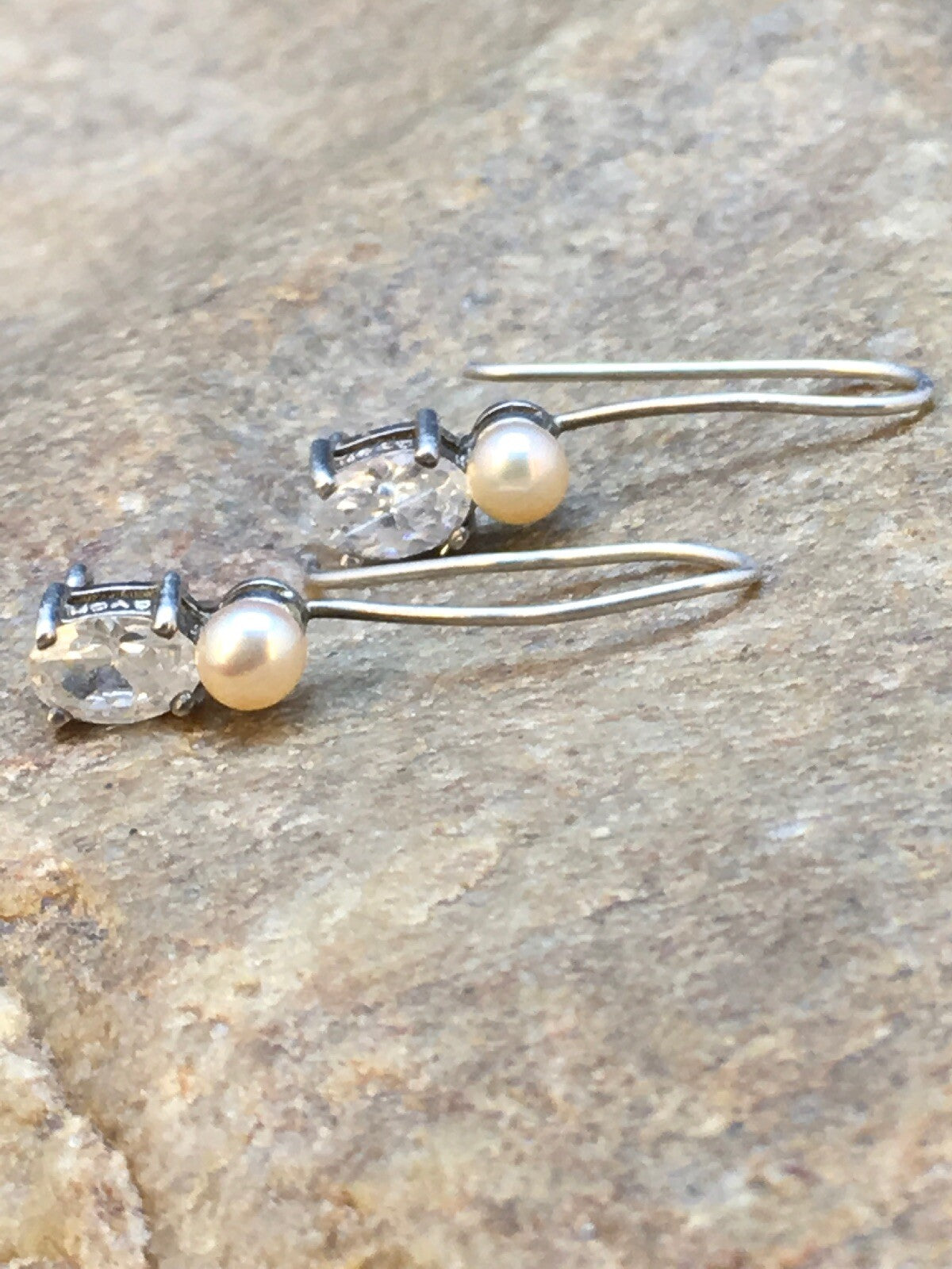 Pearl Sterling Silver Earrings 08610