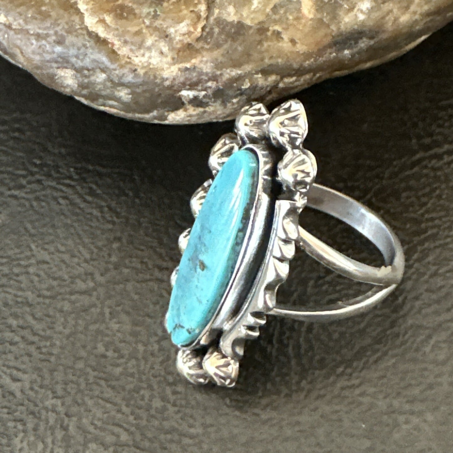 Blue Kingman Turquoise Native American Navajo Sterling Silver Ring Size 8 18634