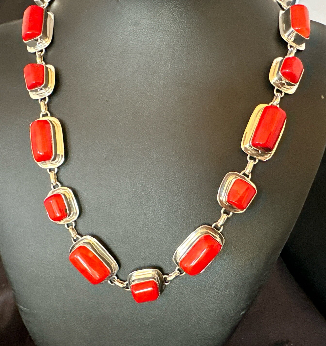 Handmade Women Red Coral Choker Necklace Pendant Sterling Silver 20” 18411