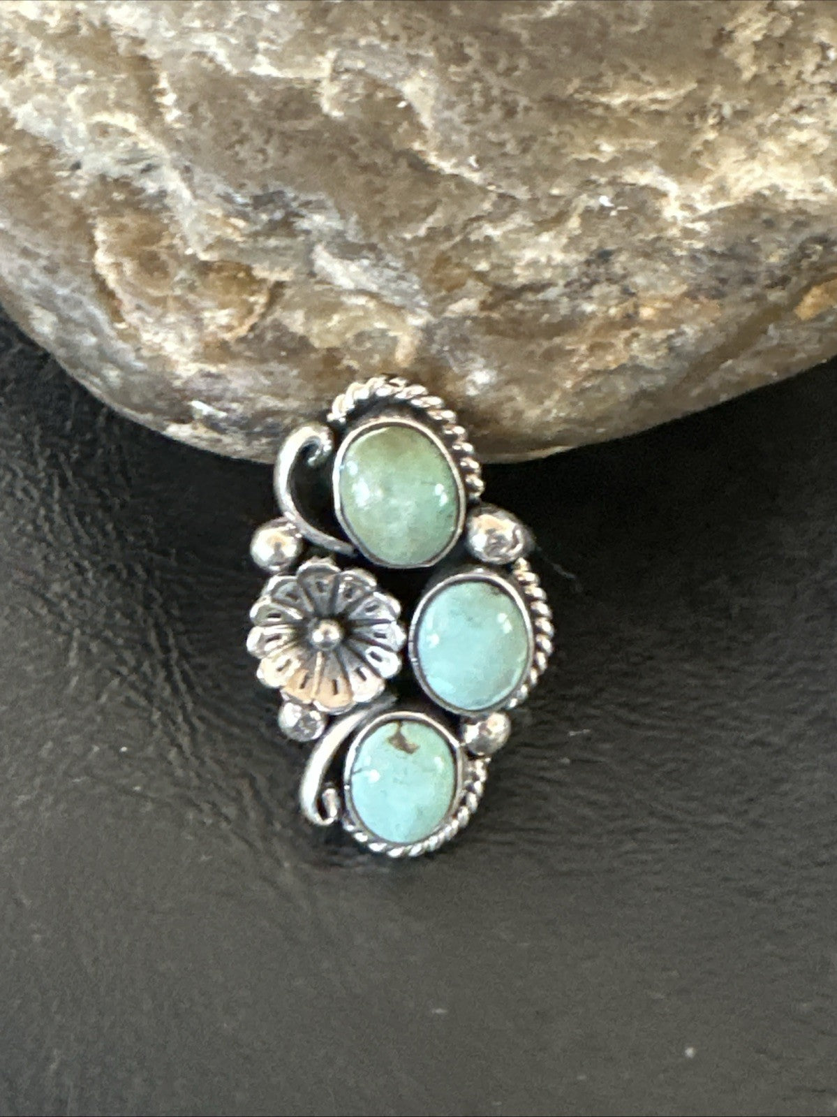 Yazzie Ring Green Turquoise Navajo Sterling Silver Cluster Size 8 19199