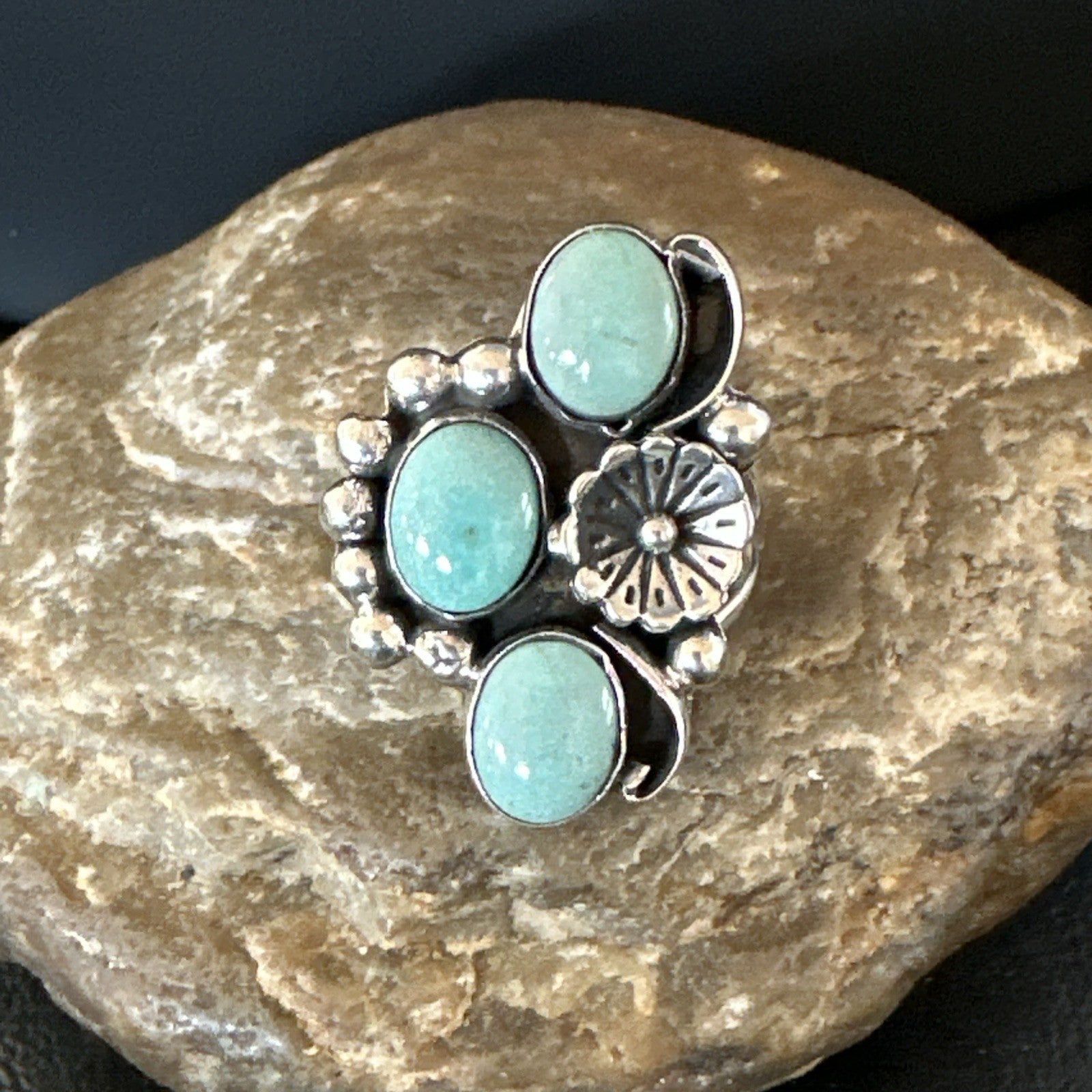 Yazzie Ring Green Turquoise Navajo Sterling Silver Cluster Size 9 19208