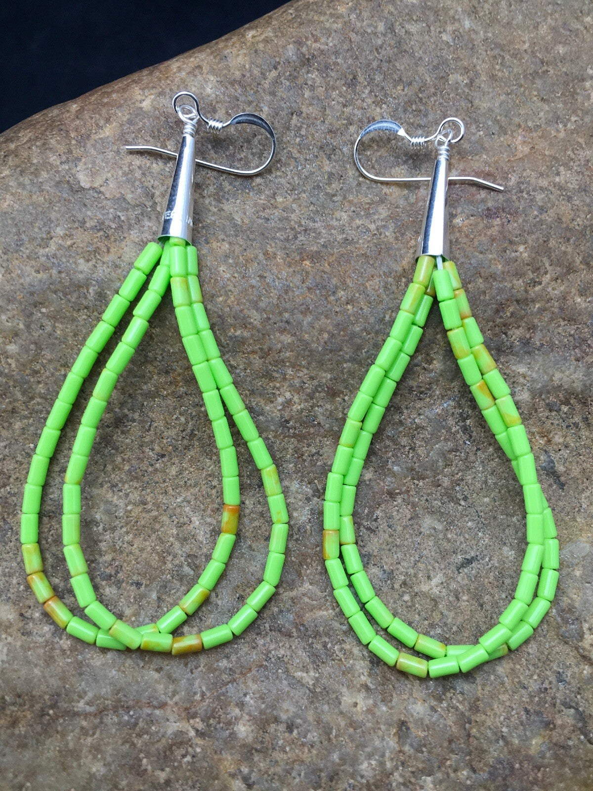 Gift Liquid Silver Heishi Dangle Green Gaspeite Sterling 2S Earrings 2.5” 4370