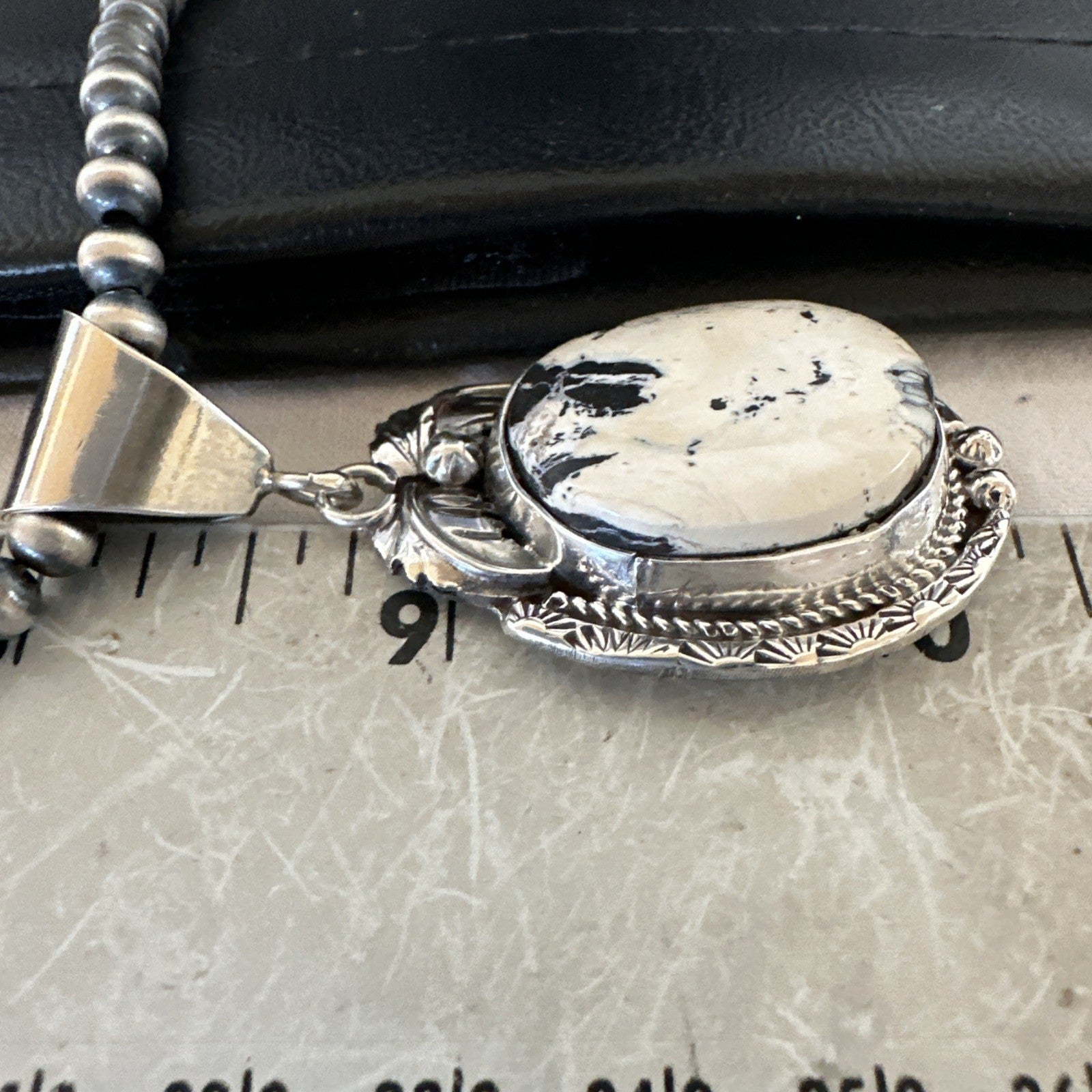 White Buffalo Turquoise Pendant Navajo Pearls Sterling Silver Necklace 19338