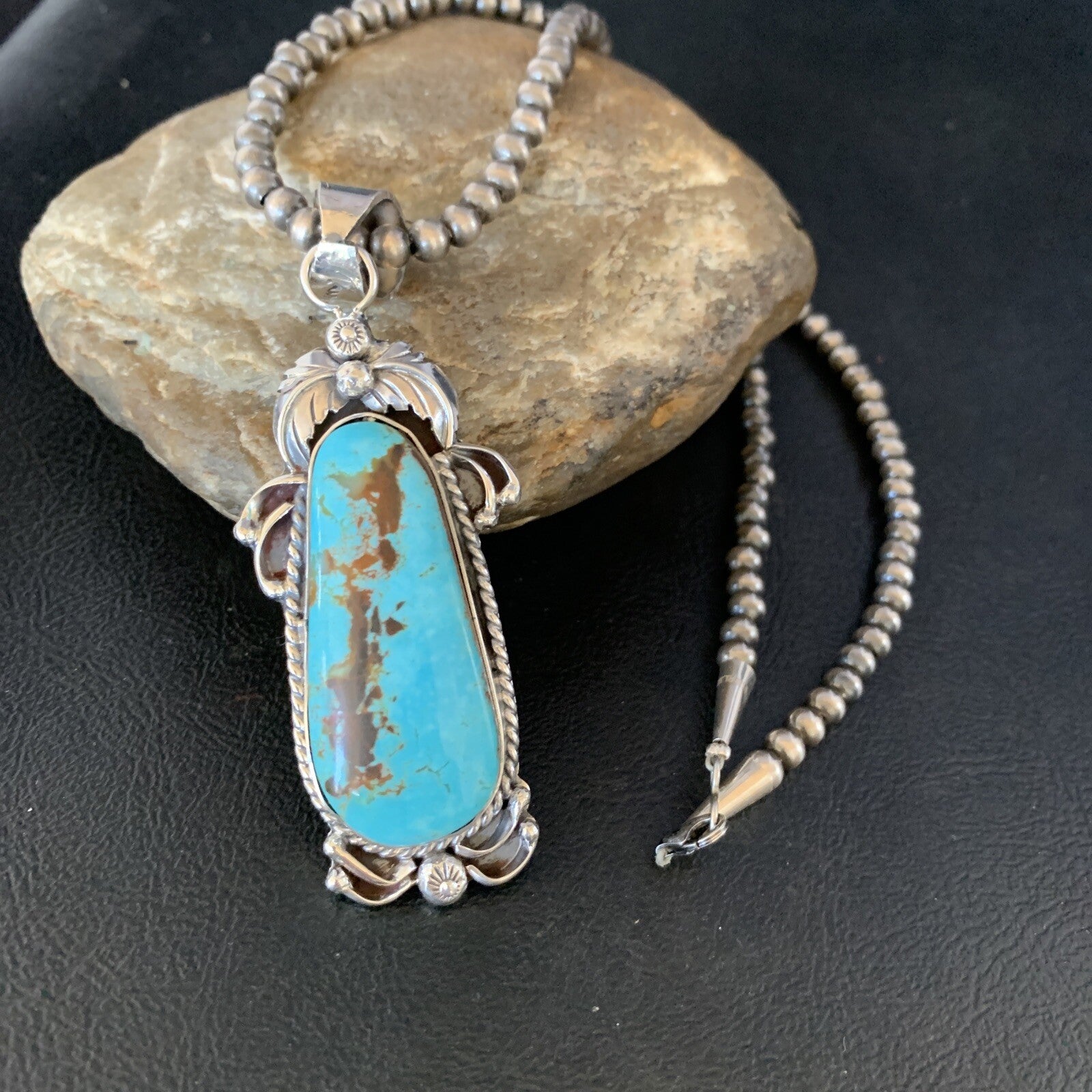 Men Blue Kingman Turquoise Pendant Navajo Pearls Sterling Silver Necklace 14204N