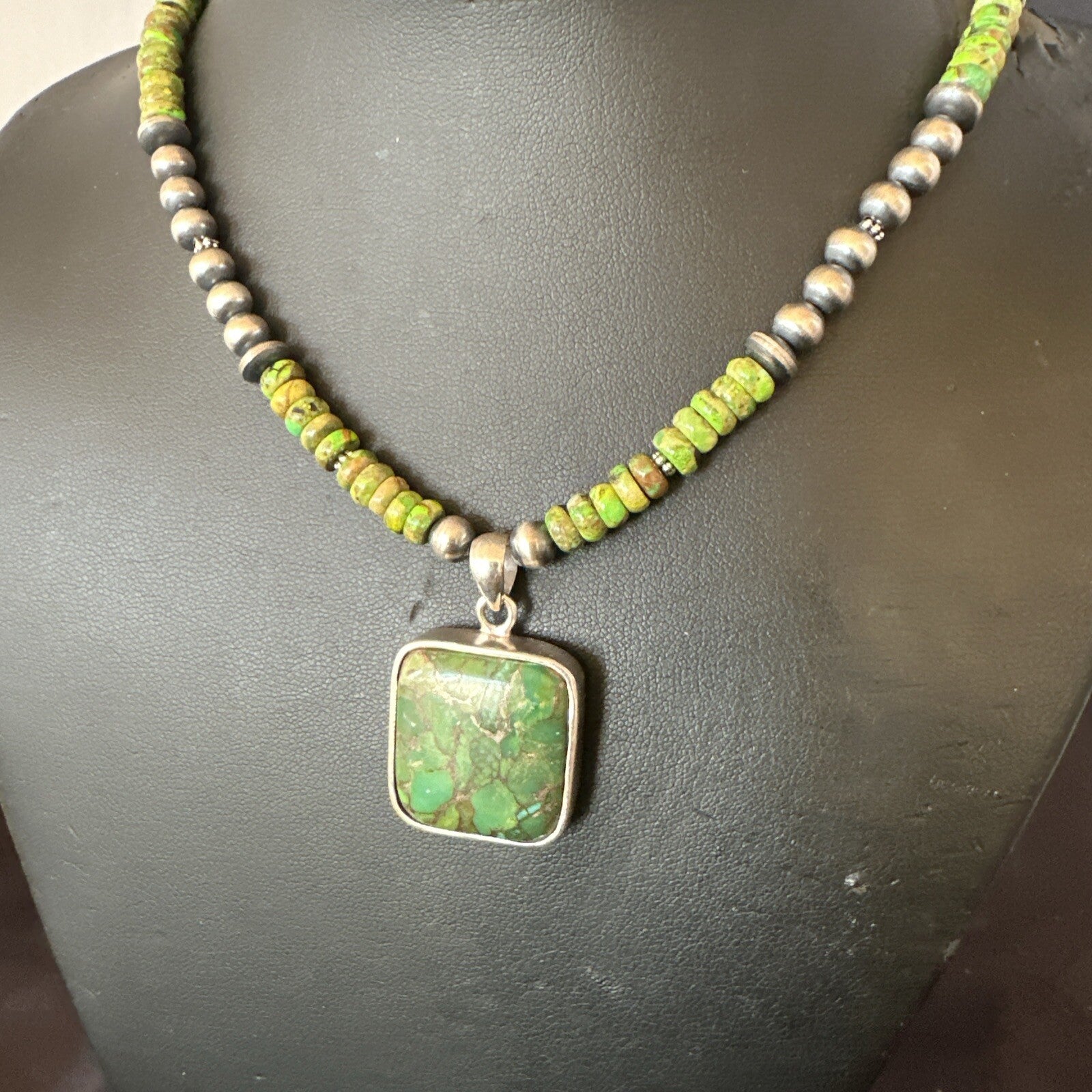 Womens Green Gaspeite Turquoise Pendant Navajo Sterling Silver Necklace 18368