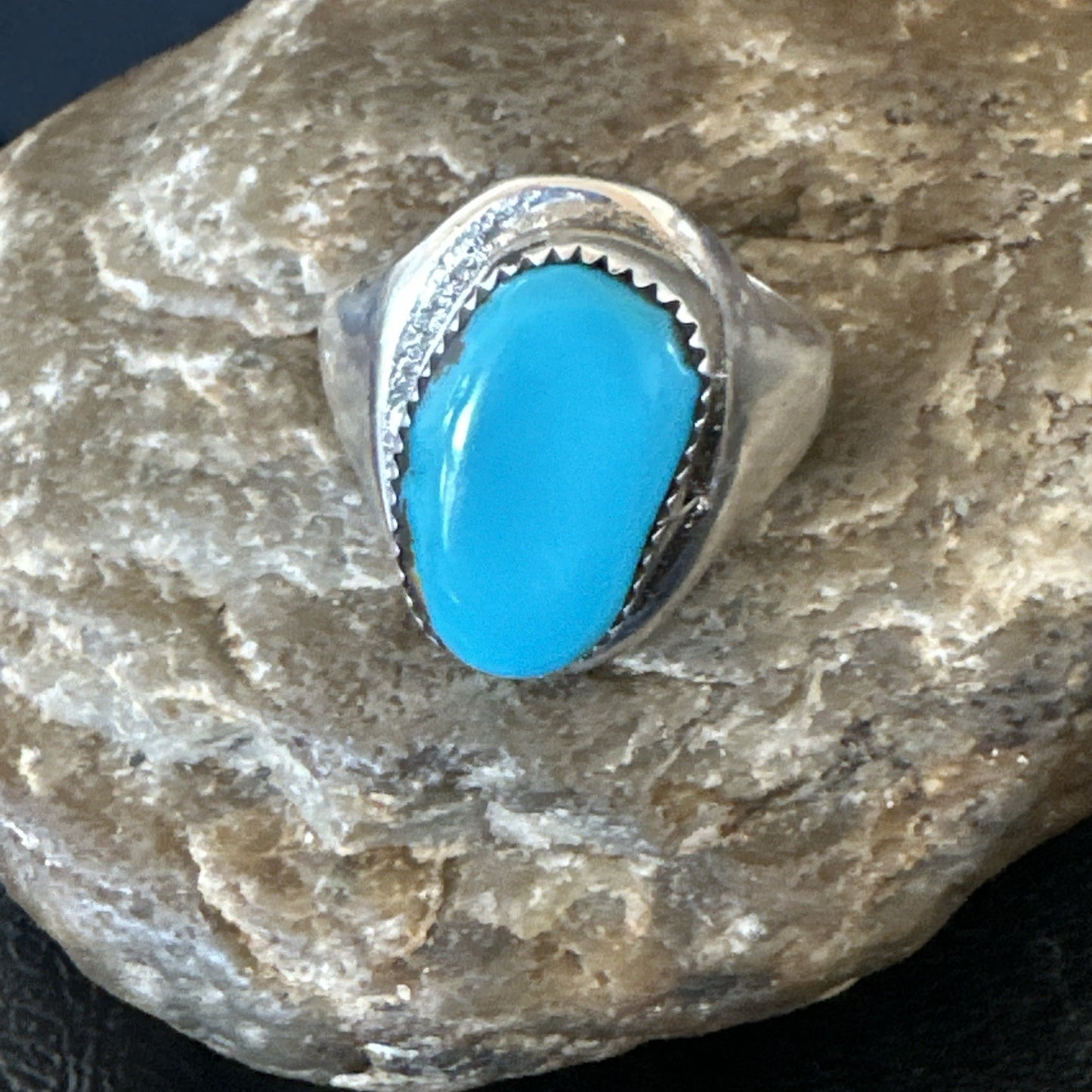 Blue Kingman Turquoise Navajo Sterling Silver Ring Size 11 19408