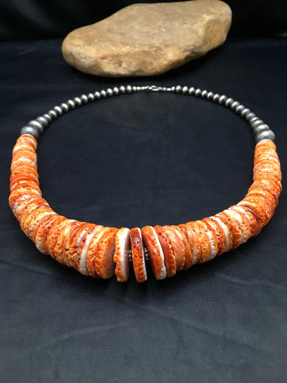 Spiny Oyster Graduated Navajo Sterling Silver Beads Necklace 23" 03085