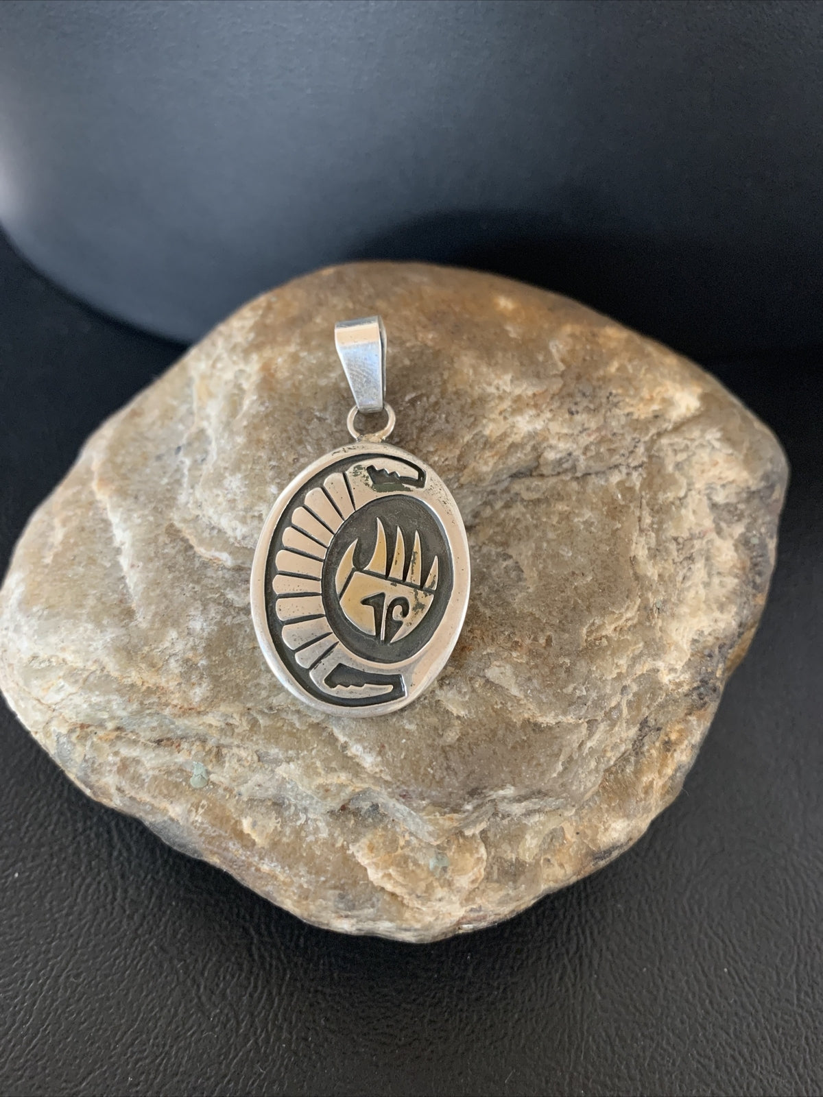 Bearpaw Hopi Gold Southwestern Sterling Silver Pendant 01398