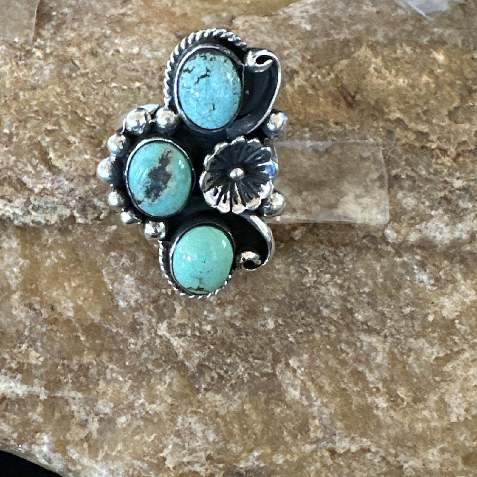 Yazzie Ring Green Turquoise Navajo Sterling Silver Cluster Size 8.5 19215