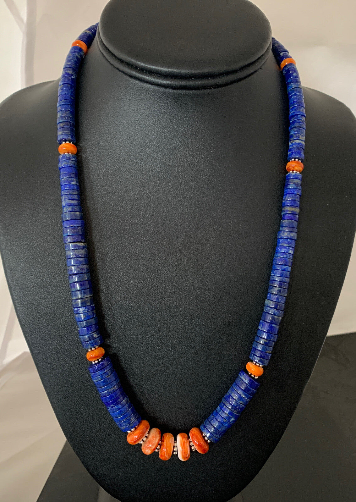 Mens Navajo Sterling Silver Navy Blue Lapis Orange Spiny Oyster Necklace 00929