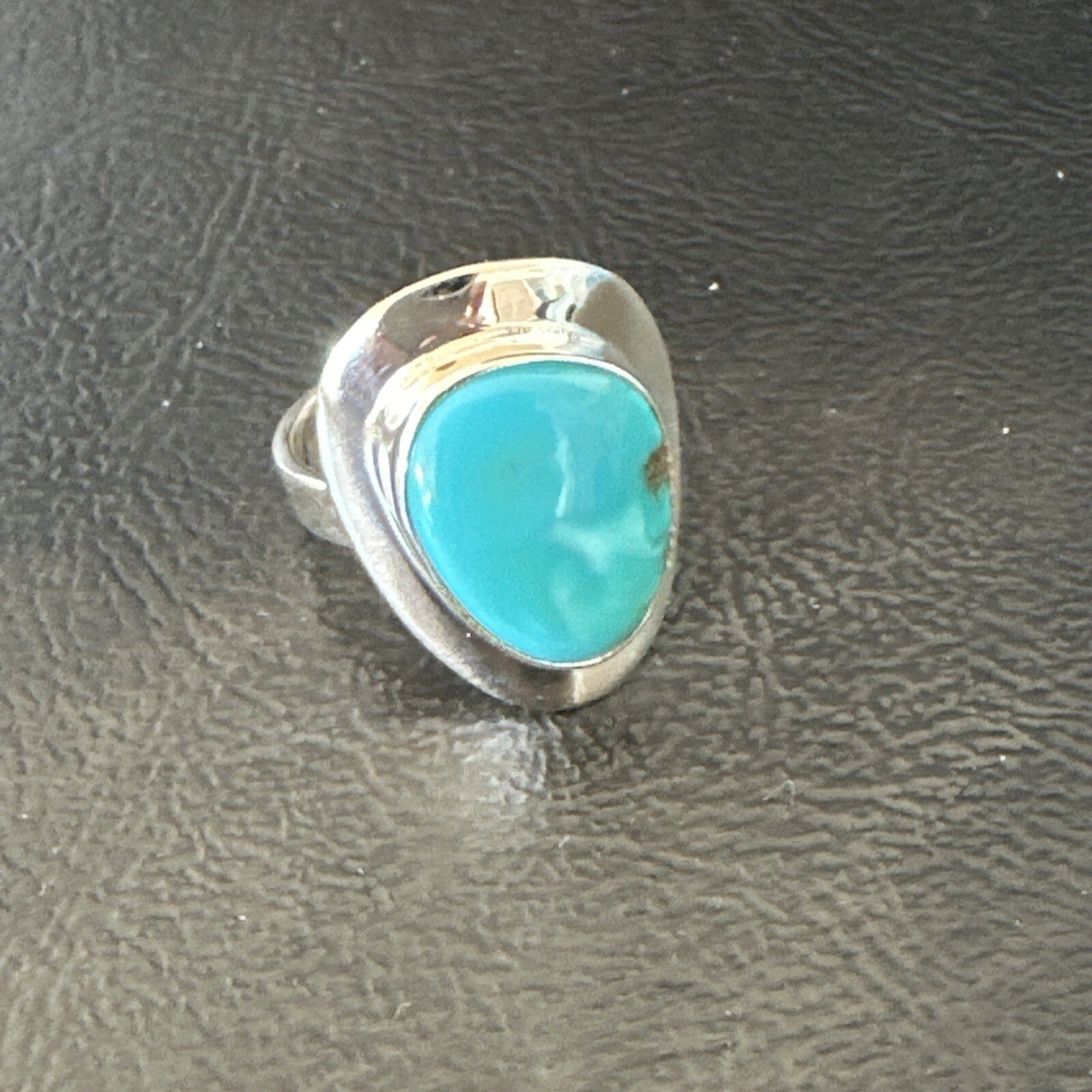 Southwestern Sterling Silver Blue Kingman Turquoise Ring Size 8 18516