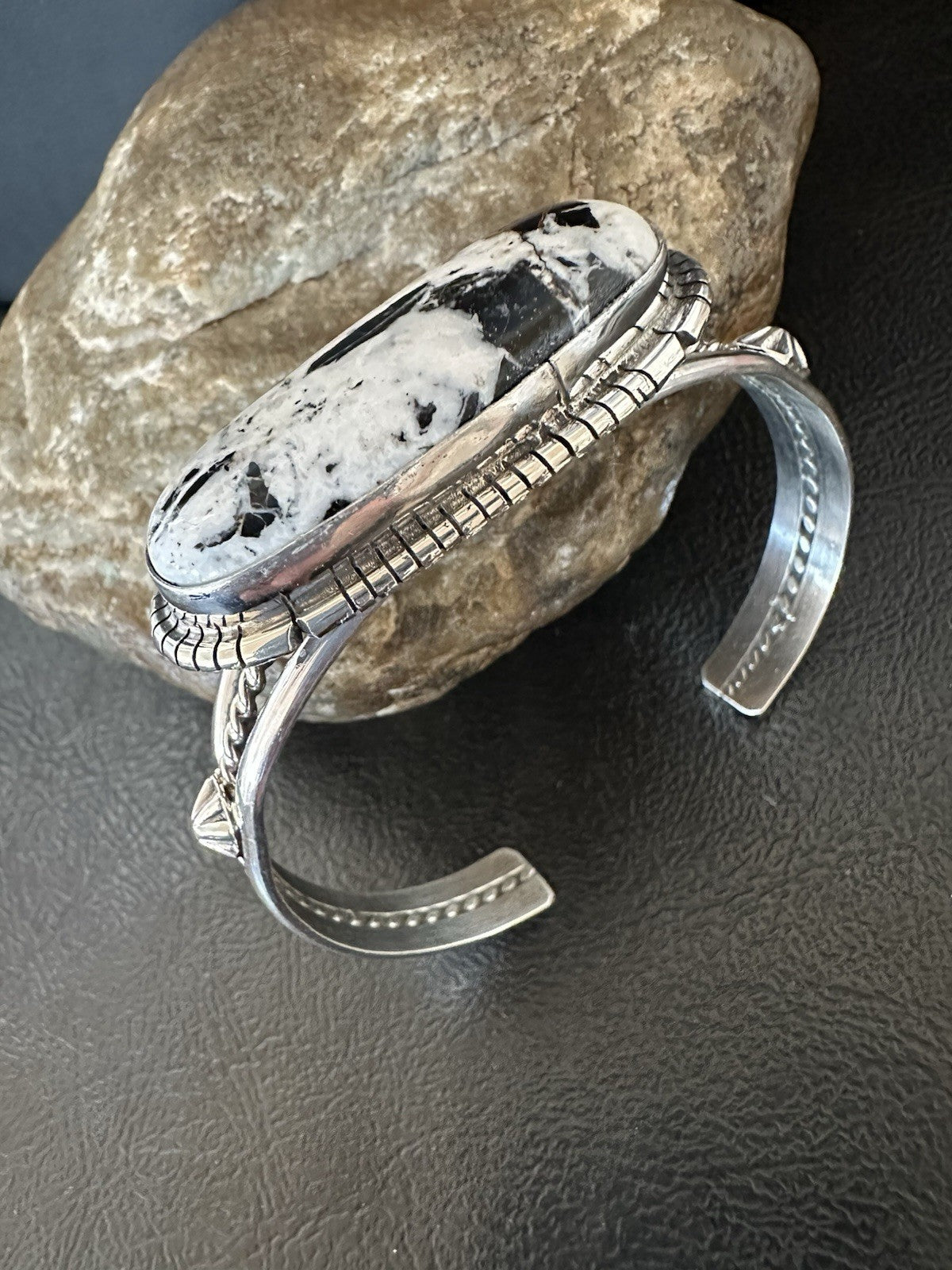 White Buffalo Turquoise Navajo Sterling Silver Cuff Bracelet 7" 19382