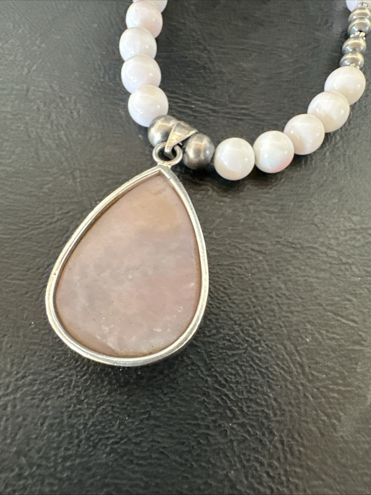 Southwestern Sterling Silver Pink Queen Conch Bead Necklace Pendant 20" 19583