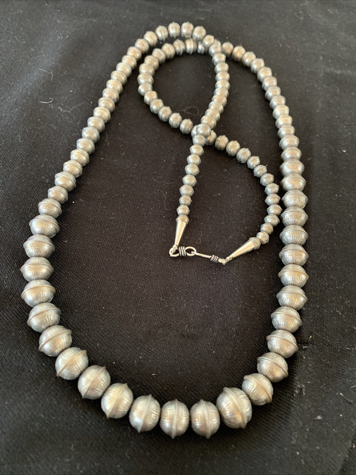Hand Stamped Bench Navajo Pearls Graduated Sterling Silver Bead Necklace 24”