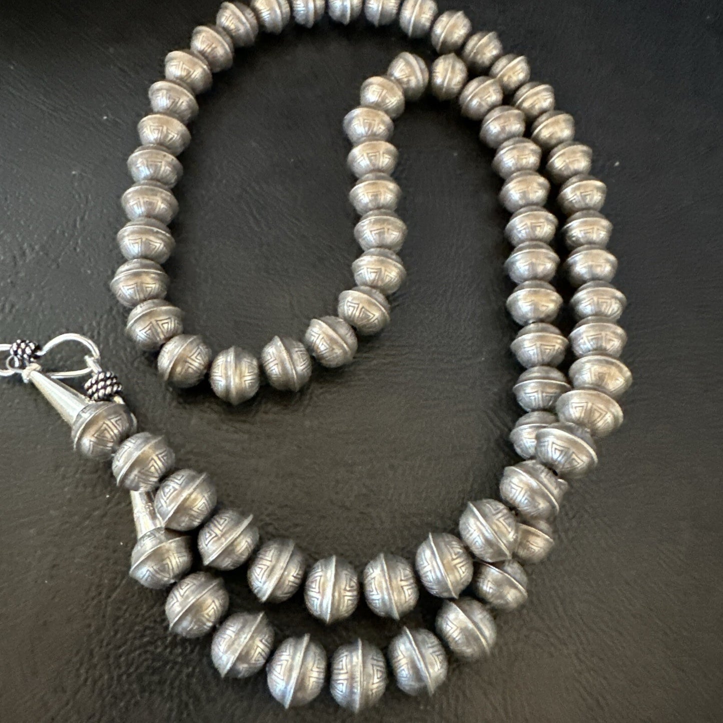 8mm Hand Stamped Bench Navajo Pearls Sterling Silver Bead Necklace 23" 18406