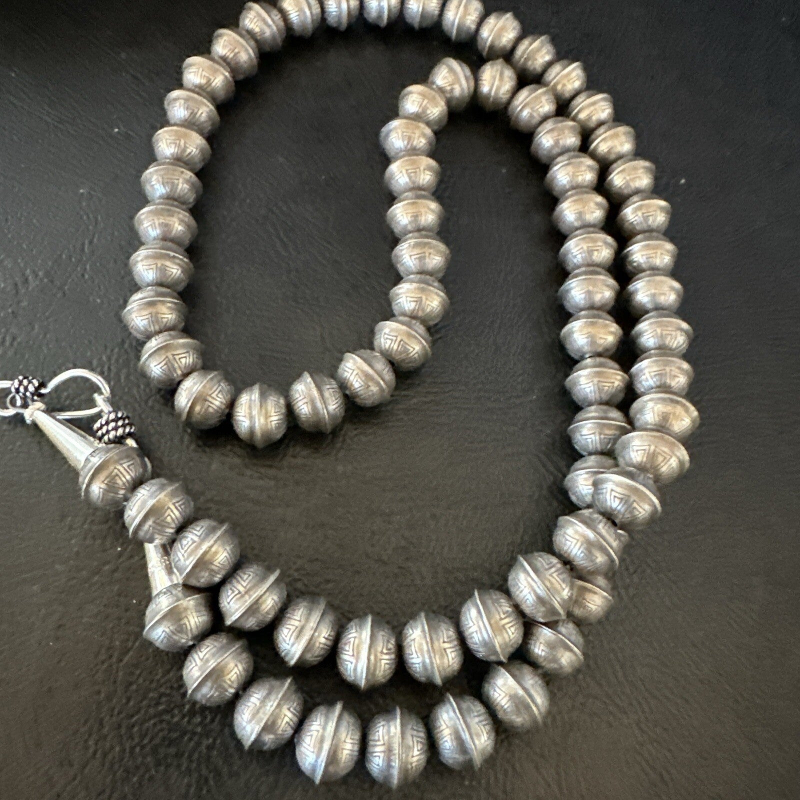 8mm Hand Stamped Bench Navajo Pearls Sterling Silver Bead Necklace 23" 18406
