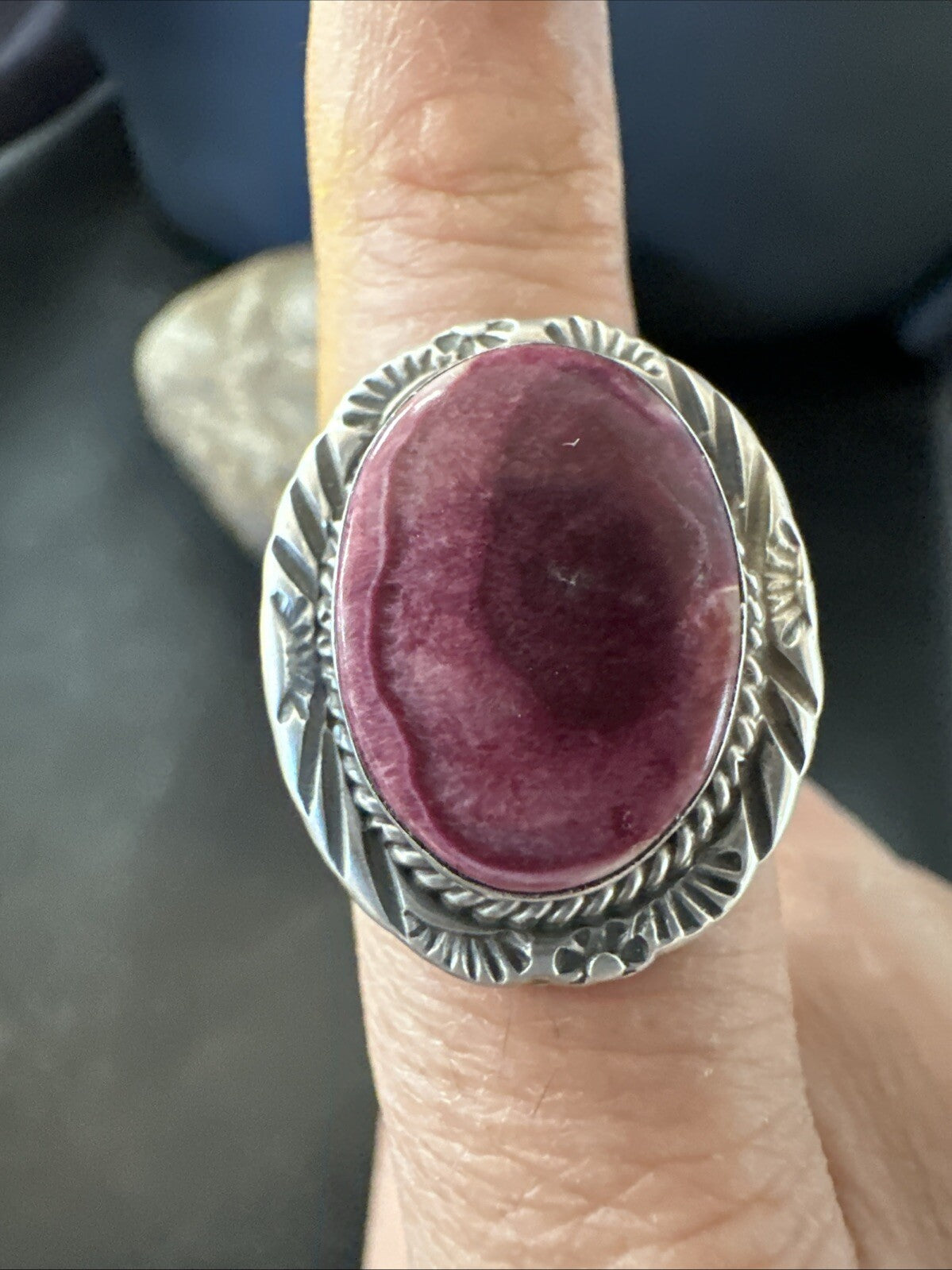 Womens Purple Spiny Oyster Navajo Sterling Silver Ring Size 8 18584