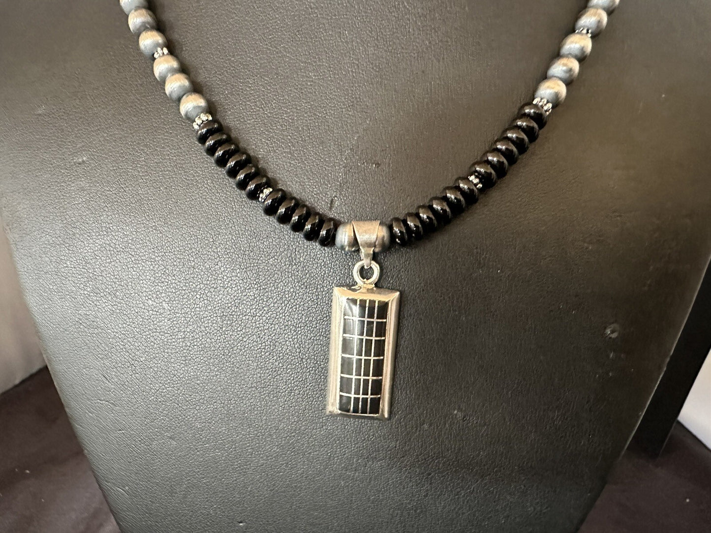 Mens Womens Black Onyx Pendant Navajo Sterling Silver Beads Necklace 18331