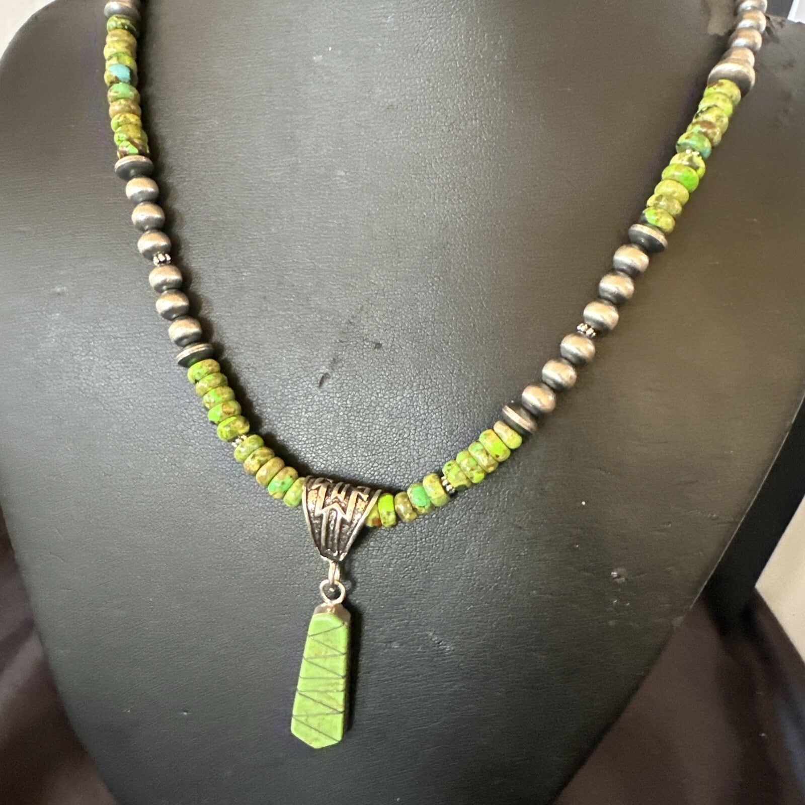 Womens Green Gaspeite Turquoise Pendant Navajo Sterling Silver Necklace 18372