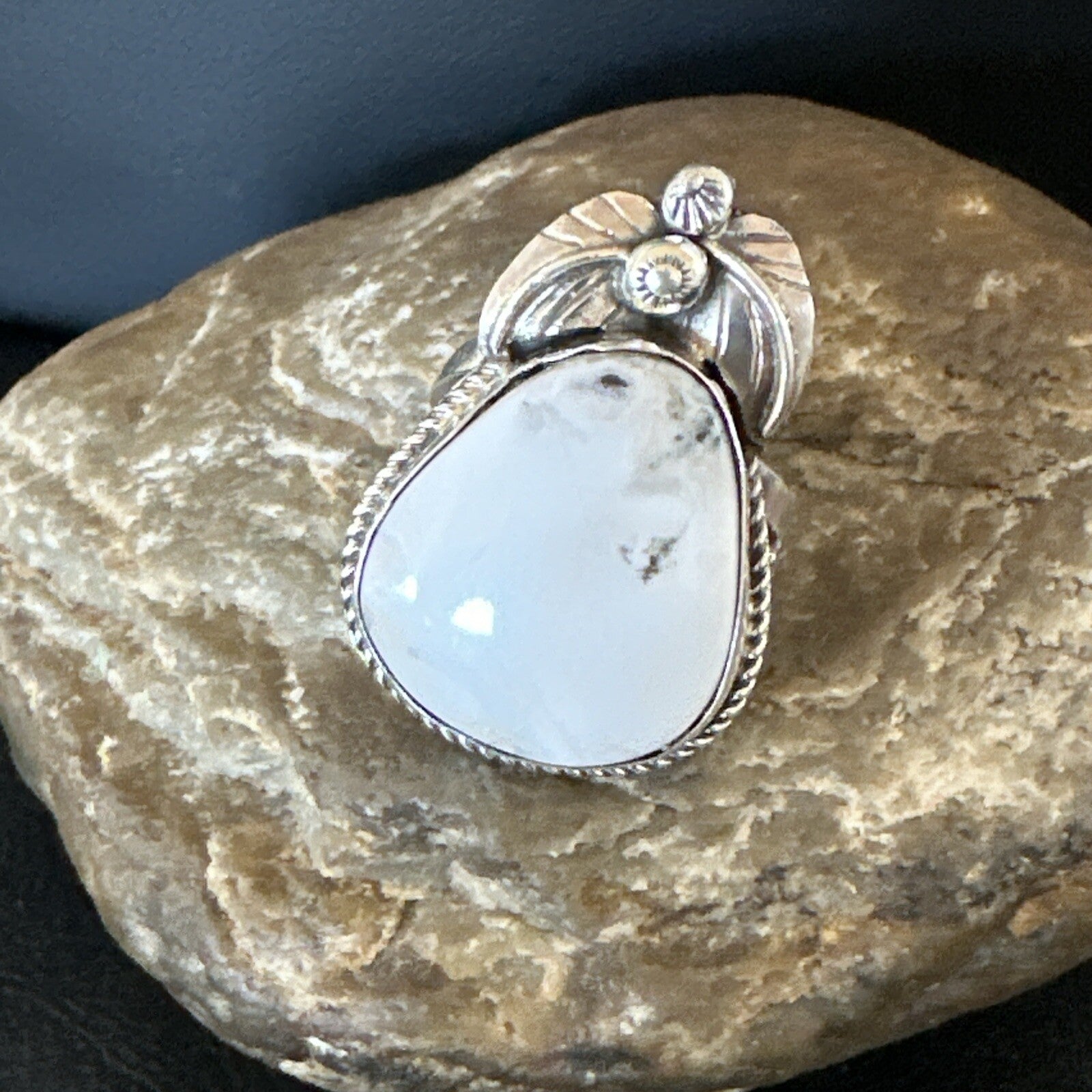 Mens Womens White Buffalo Turquoise Navajo Sterling Silver Ring Size 9 18100