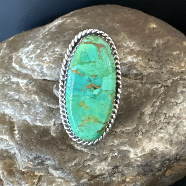Navajo Green Mohave Turquoise Ring Sz 8 | Sterling Silver | Authentic Native American Handmade | 19111