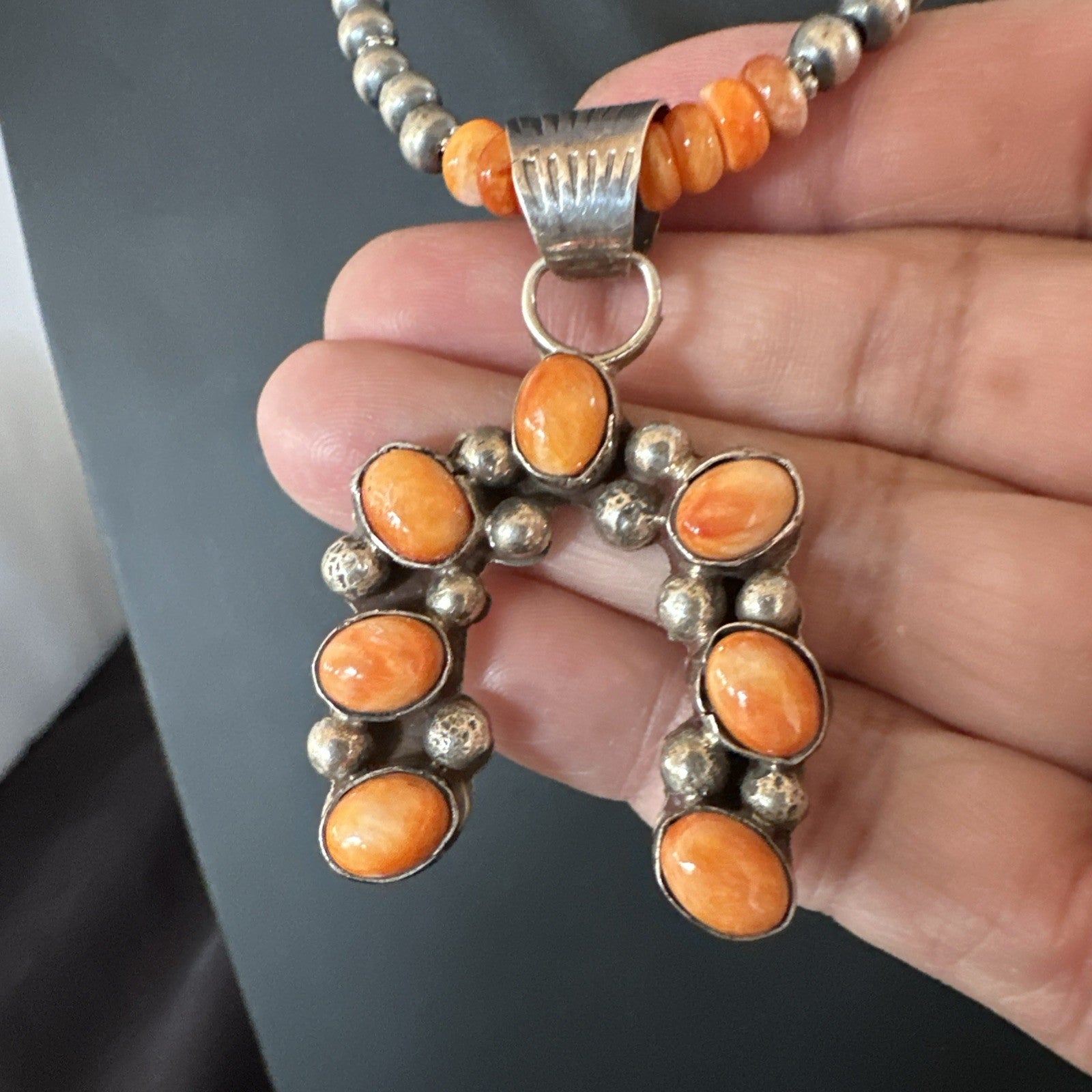 Navajo Pearls Sterling Necklace Orange Spiny Oyster Cluster Naja Pendant 19551