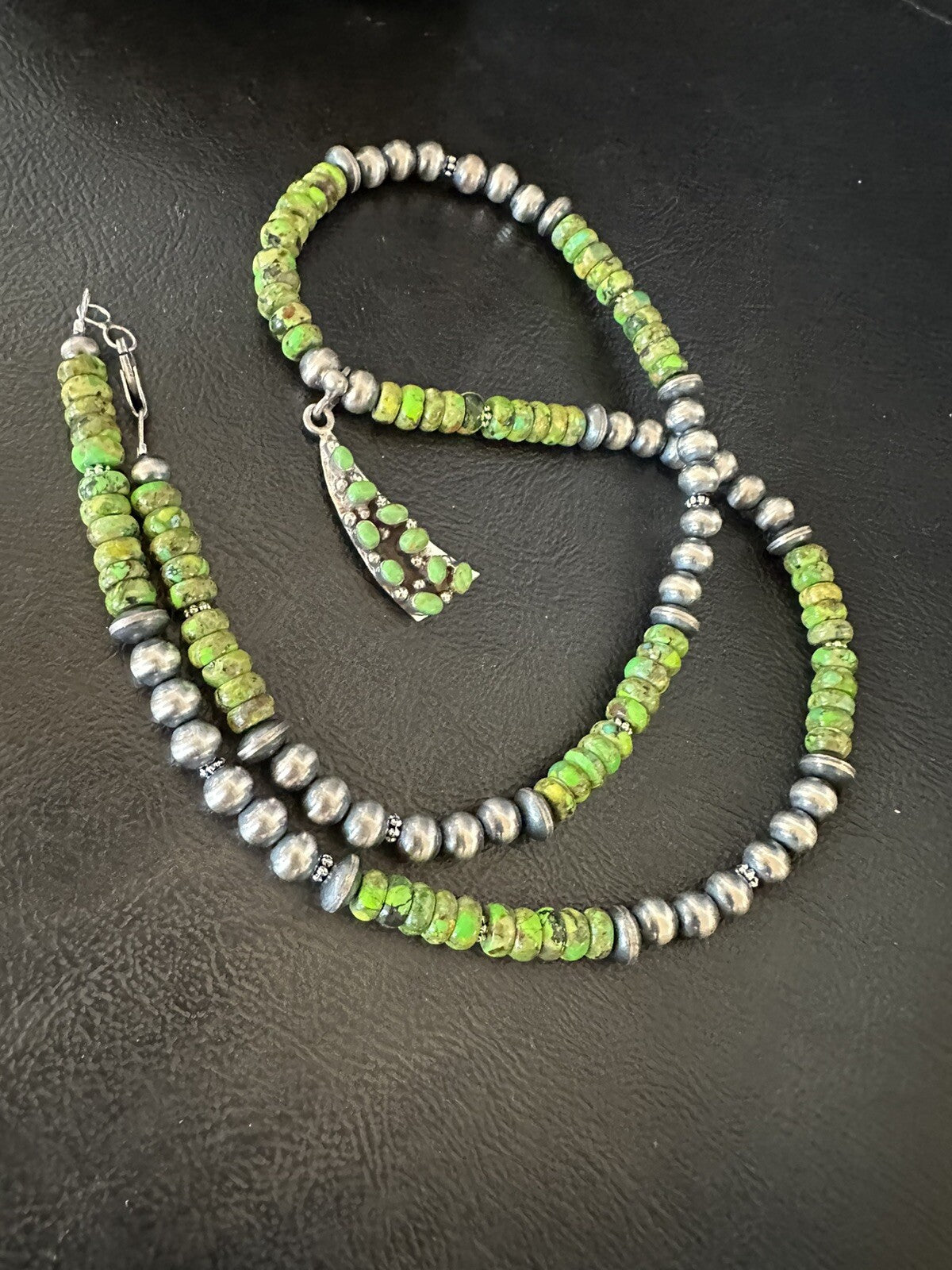 Womens Green Gaspeite Turquoise Pendant Navajo Sterling Silver Necklace 18369