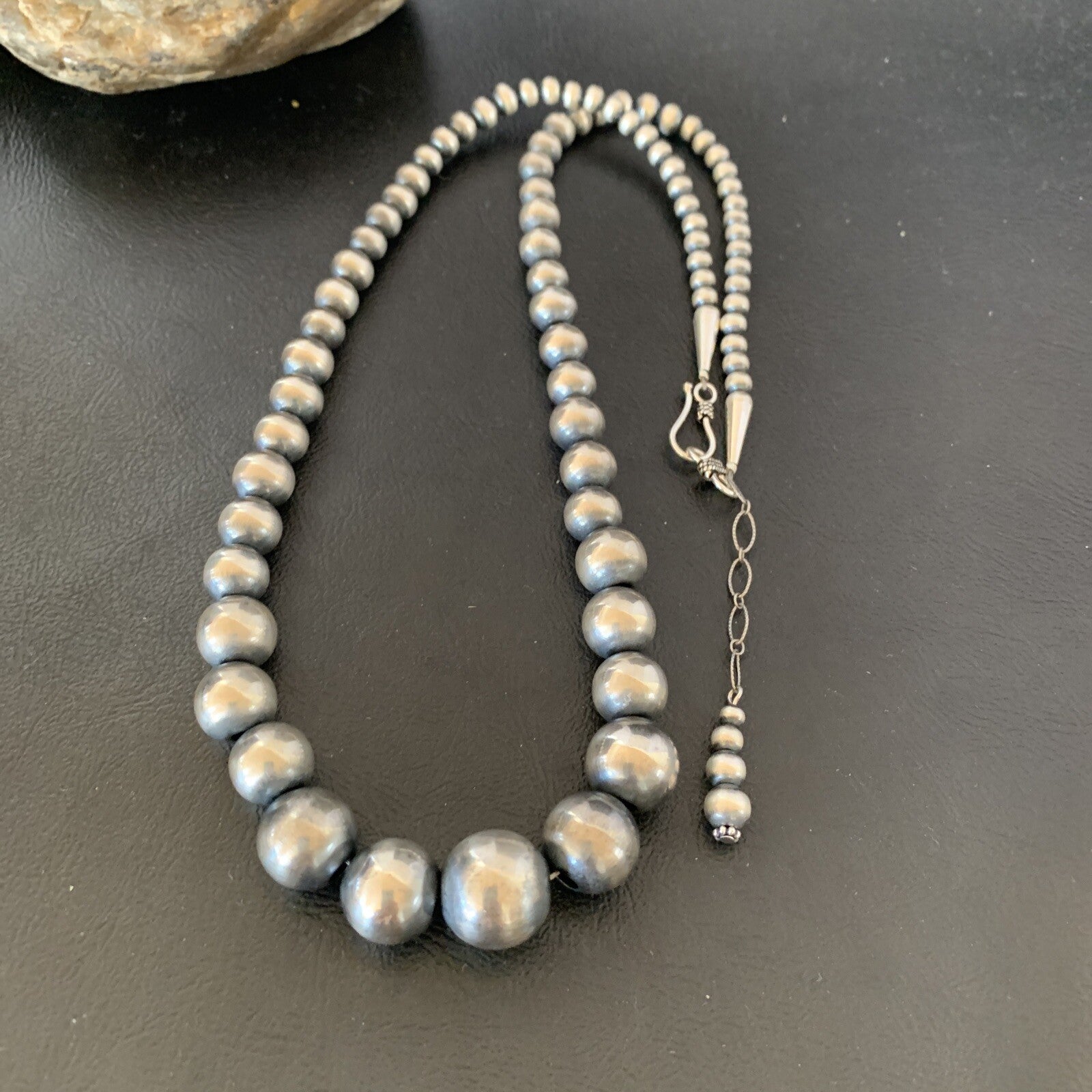 Native Navajo Pearls Grad Sterling Silver Round Seamless Bead Necklace 24”